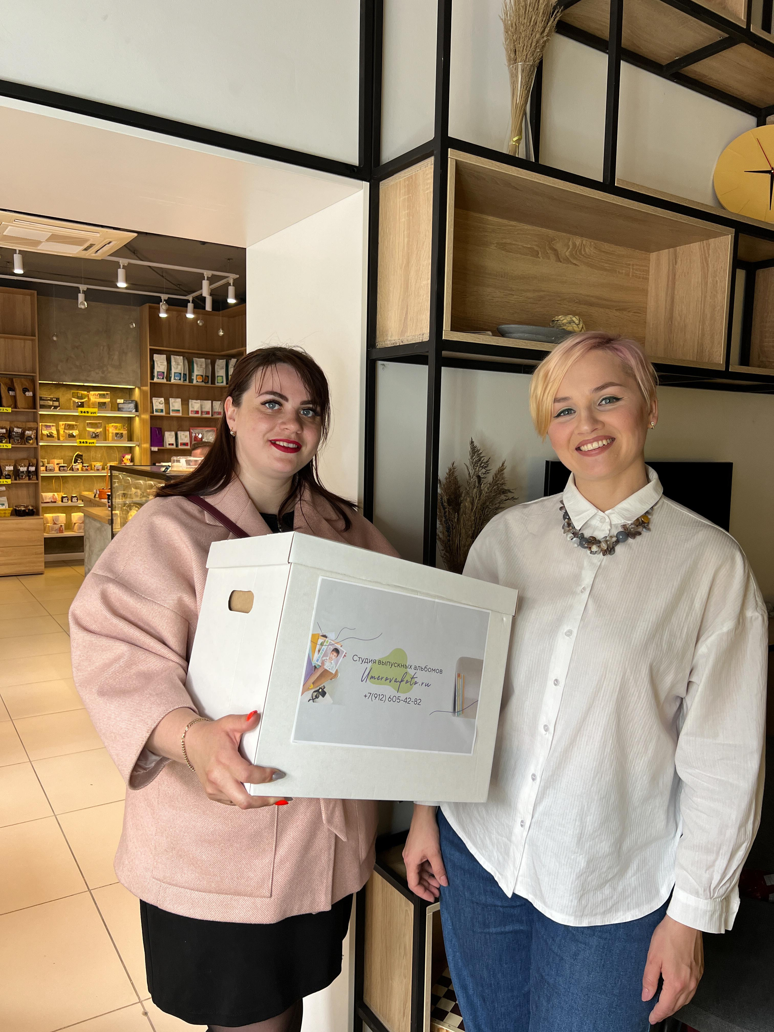 Выпускные альбомы 5 гимназия. г. Березовский. Фотограф в детский сад в Екатеринбурге, выпускные альбомы Юлия Умерова