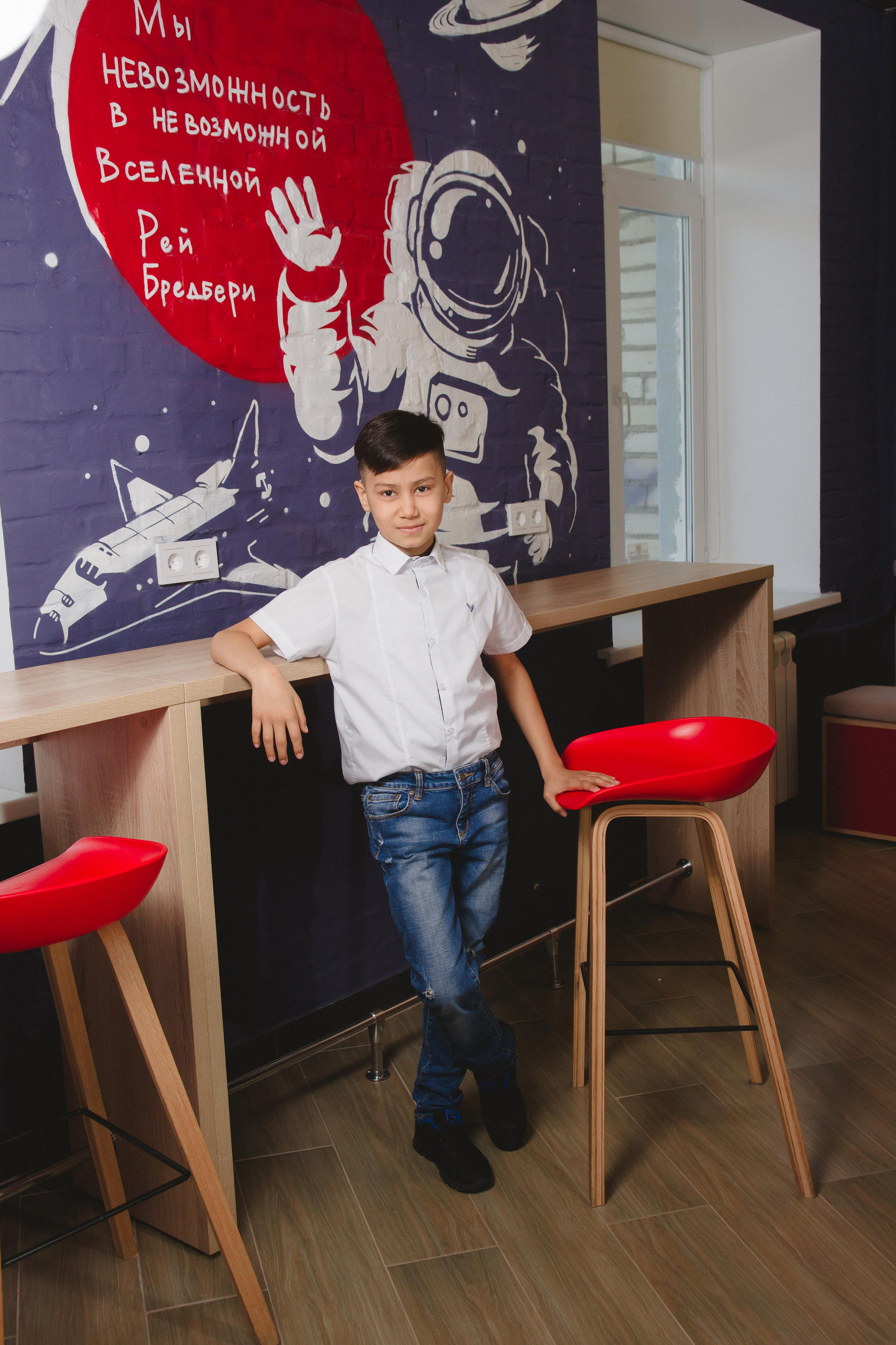 Выпускные альбомы 5 гимназия. г. Березовский. Фотограф в детский сад в Екатеринбурге, выпускные альбомы Юлия Умерова