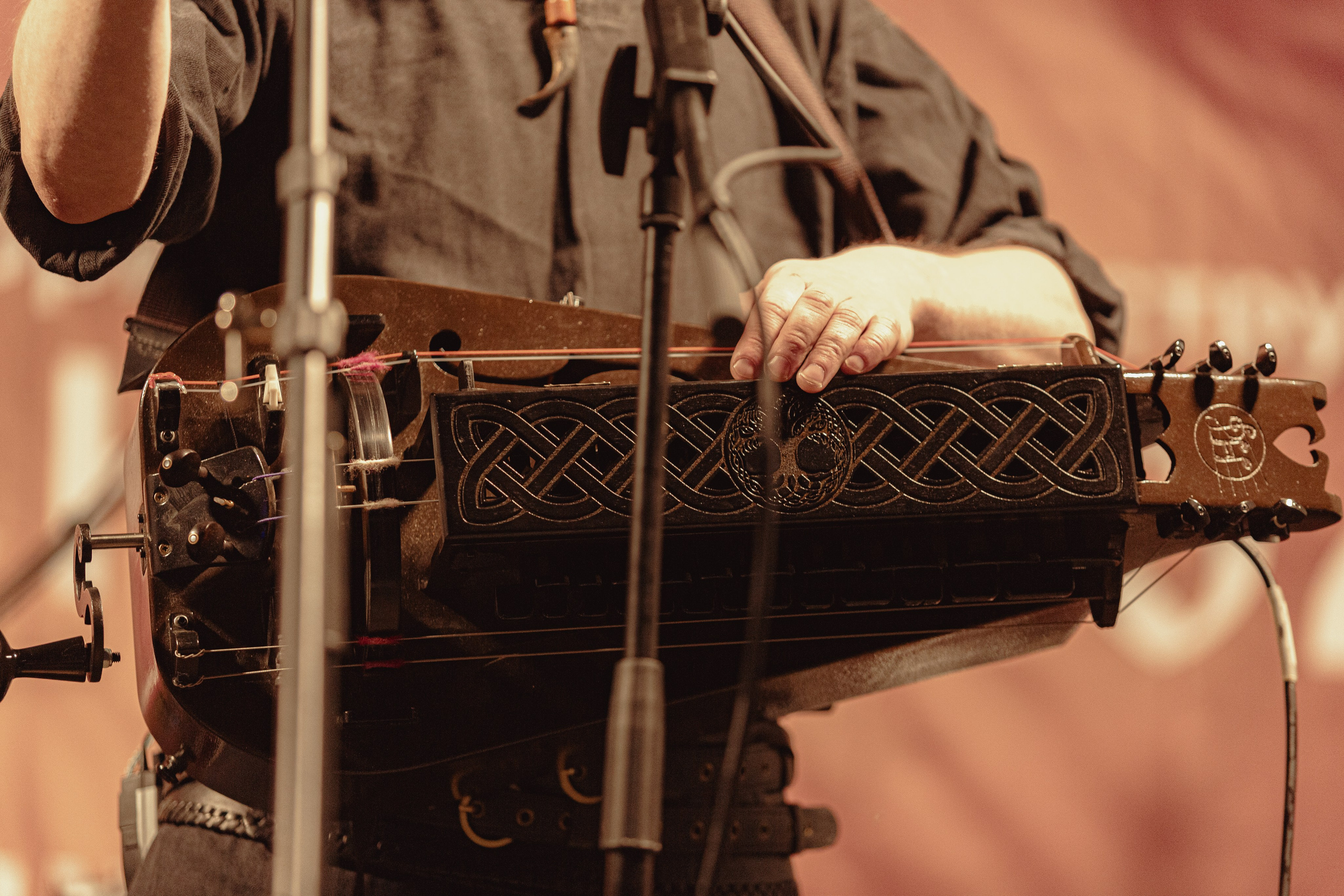 Фестиваль «Абалакское поле» XVI. Арт-фотограф Крис Л. в Тобольске: портрет, семейные, свадьбы