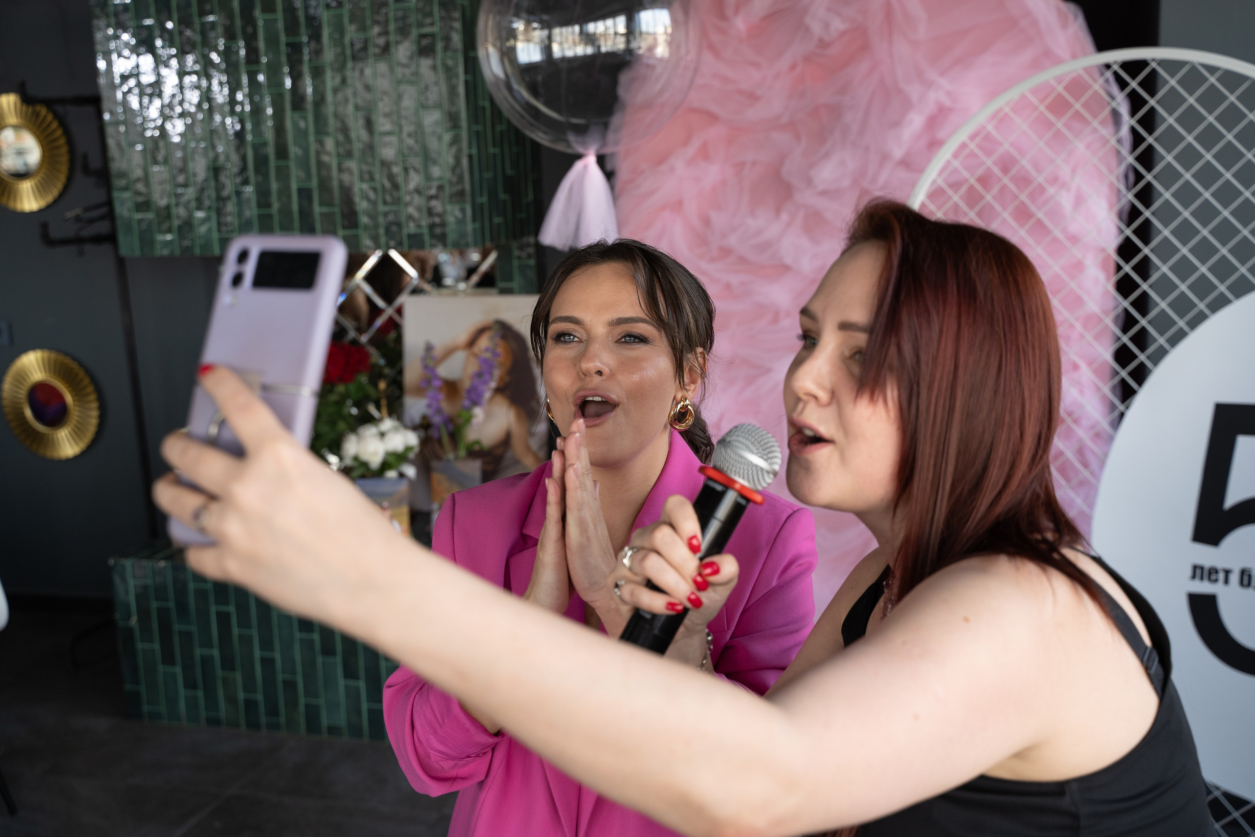 День рождения блога HowDoEdu. Свадебный и семейный фотограф в Екатеринбурге Анна Месяцева