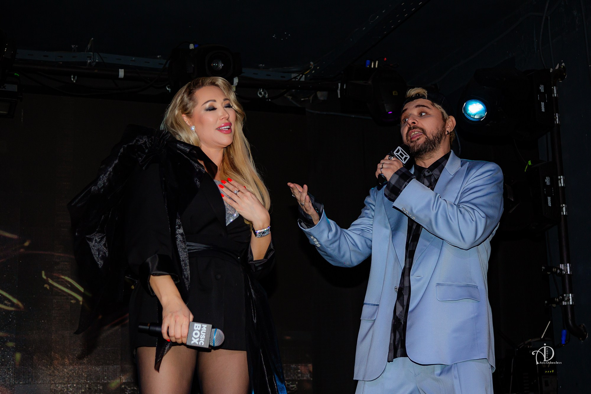 «ГОРЯЧАЯ ПРЕМЬЕРА» от телеканалов RUSSIAN MUSICBOX и MUSICBOX GOLD. Фотограф Анна Добрачёва