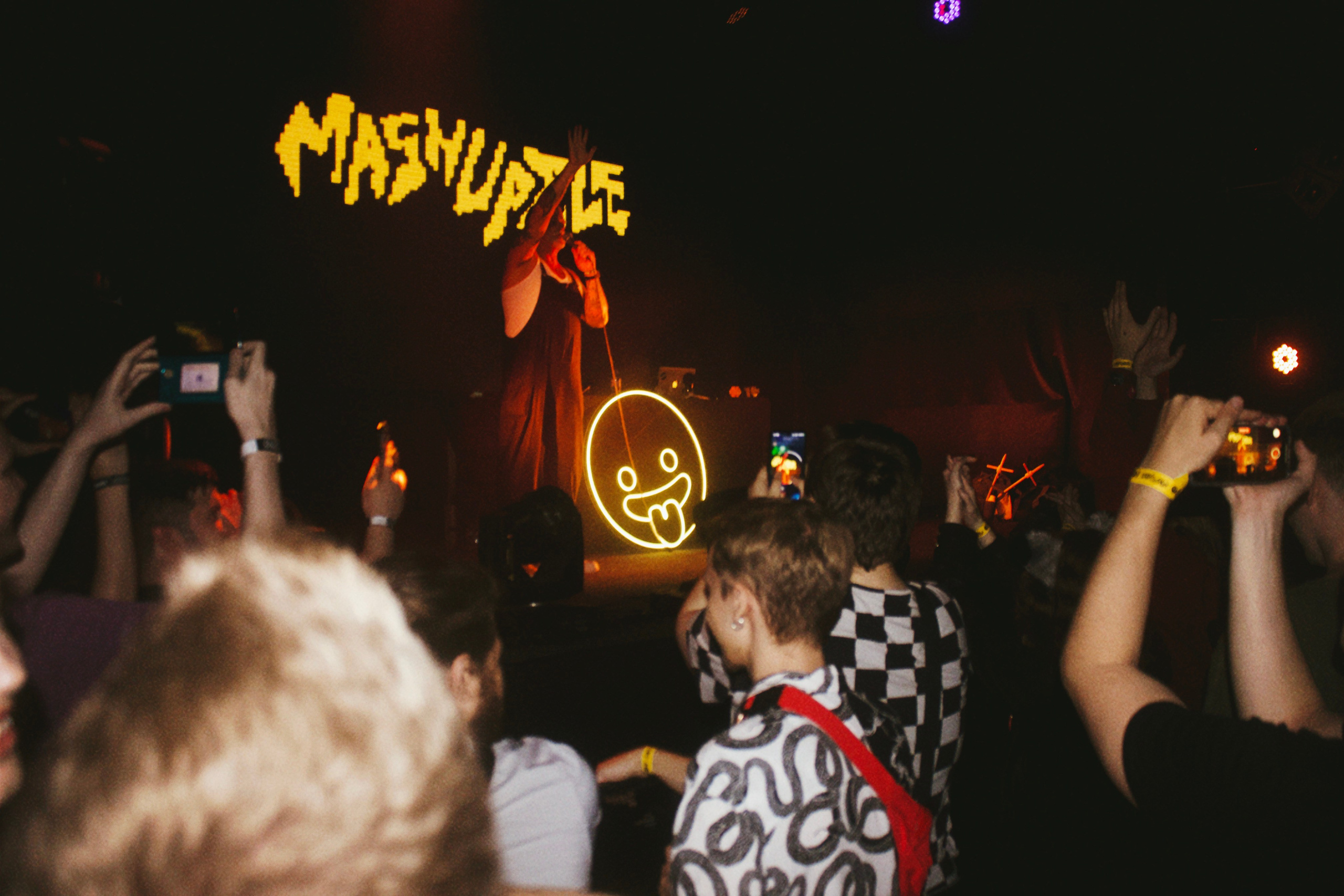 Фестиваль MASHUPBLE4. Концертный и портретный фотограф в Москве Соня Спросонья