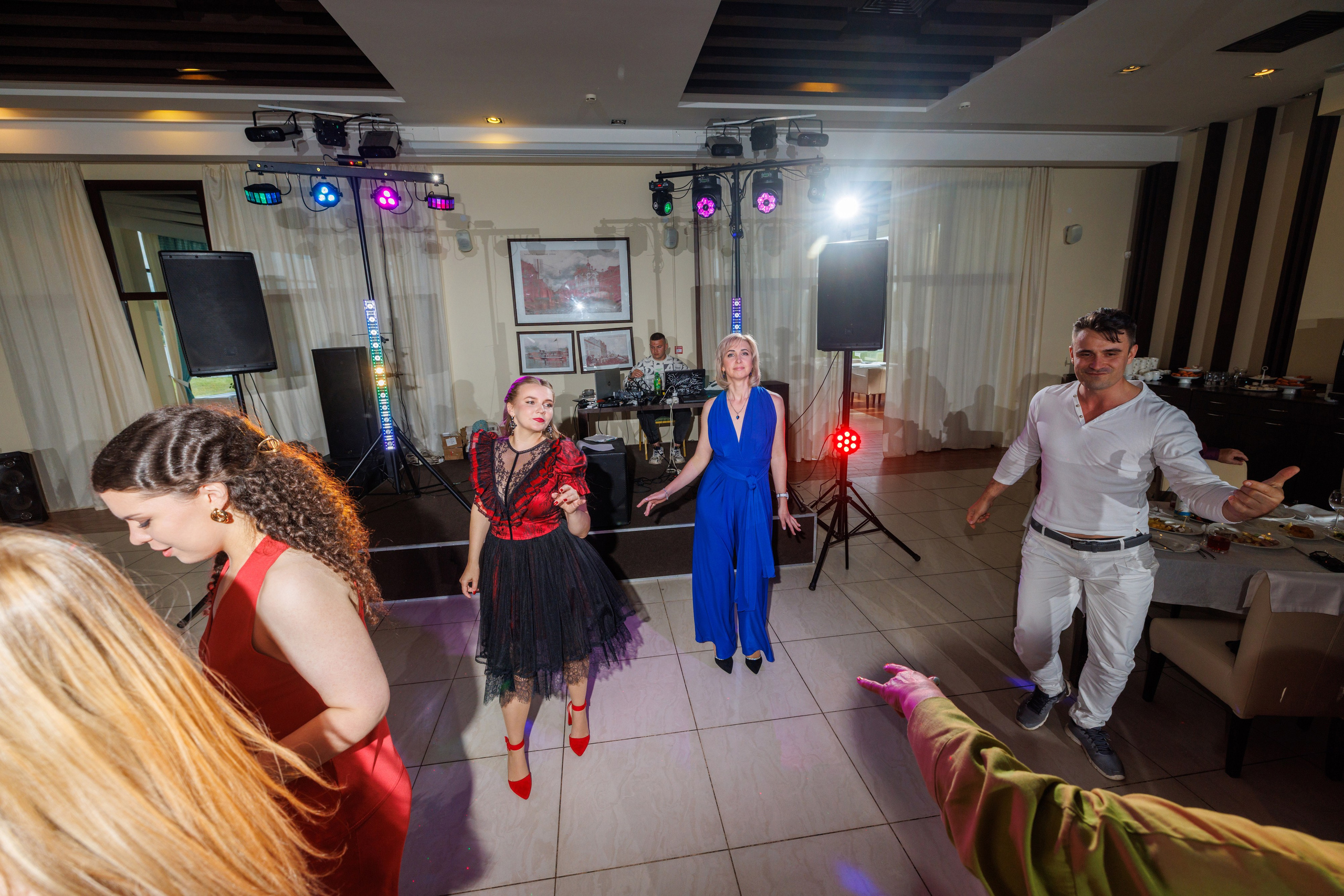 Выпускной 2025 Шк 10. Коммерческий фотограф Андрей Тремасов