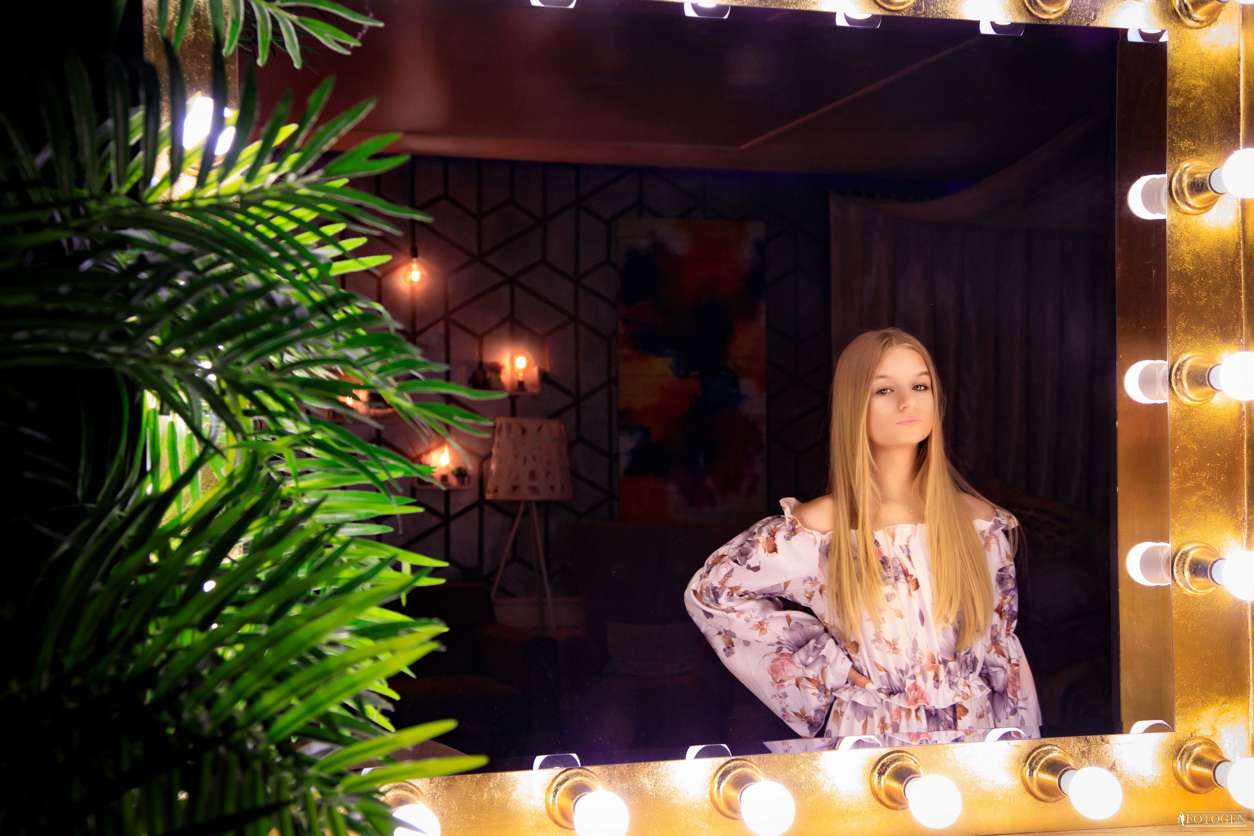 Фотосессия Девочек до 14 лет в Интерьере — Fotogen. Интерьерная фотостудия FOTOGEN г. Краснодар