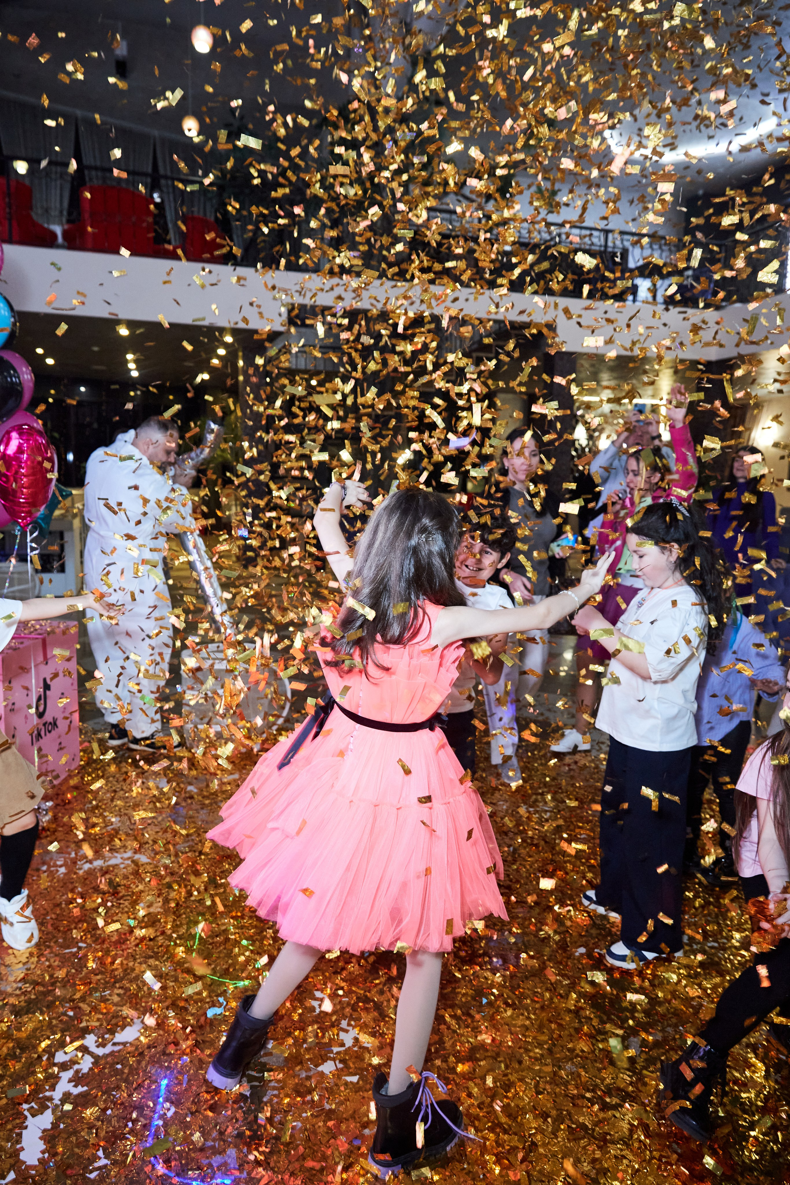 Большой День рождения девочки. Budanovaphoto.ru