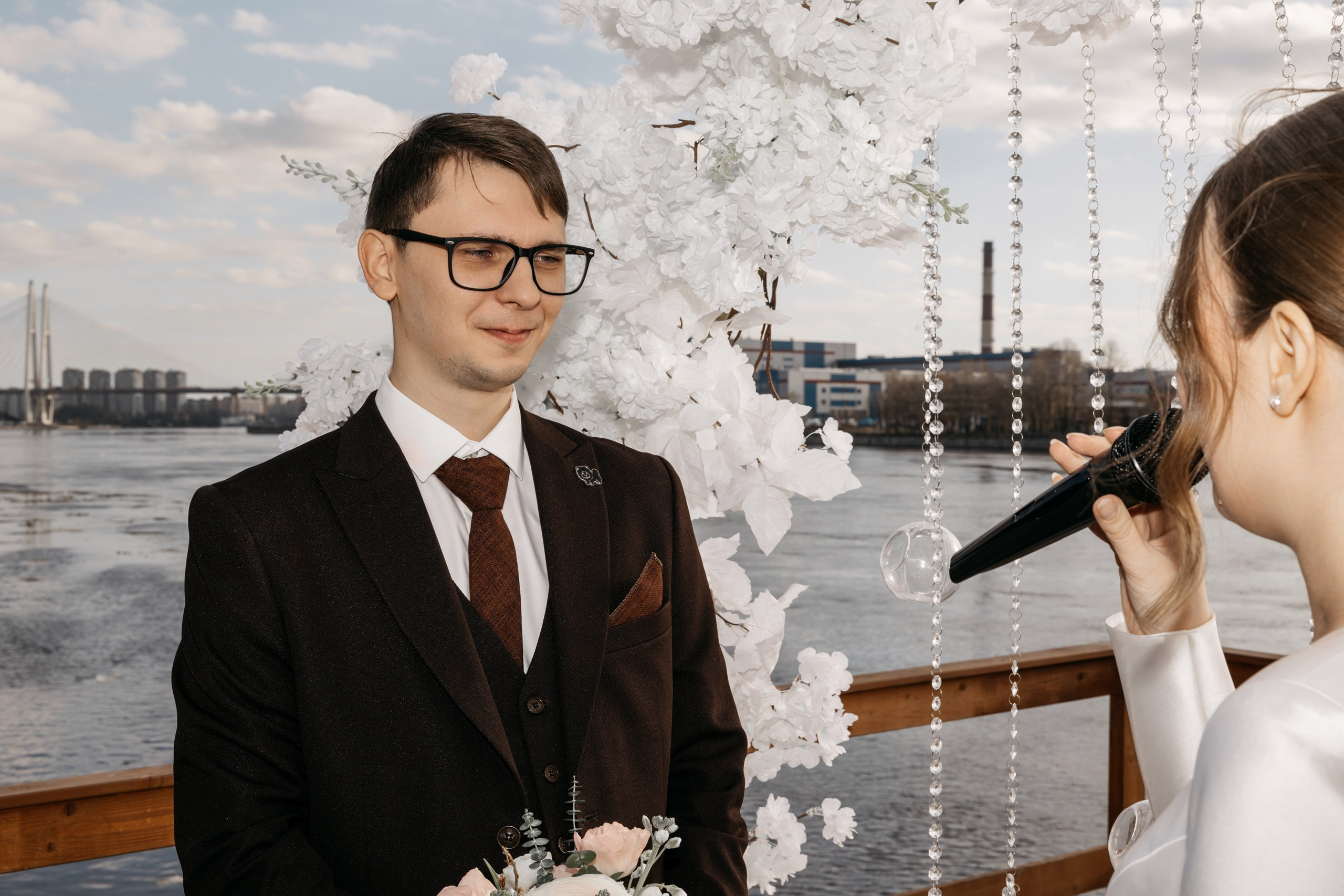 Свадебная фотосессия банкета. Свадебный и Семейный Фотограф в Гатчине и Санкт-Петербурге Виктория