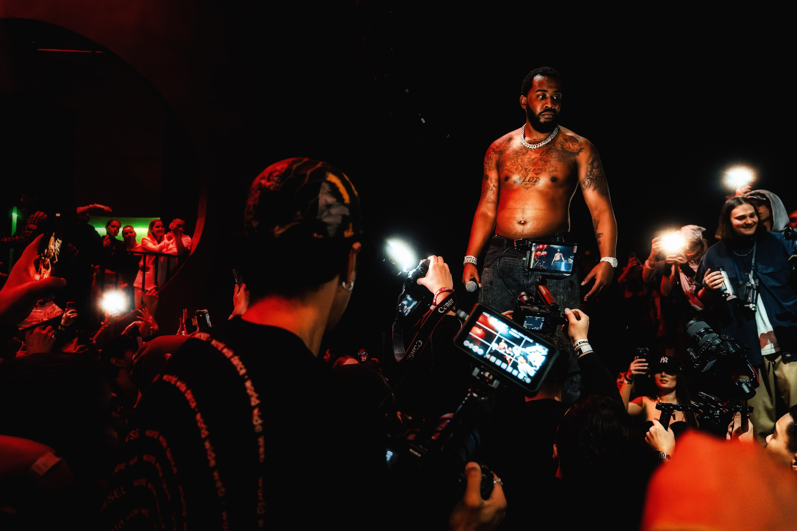 AVG x Desiigner в Tau 21.02.2025. Репортажный фотограф и видеограф в Москве