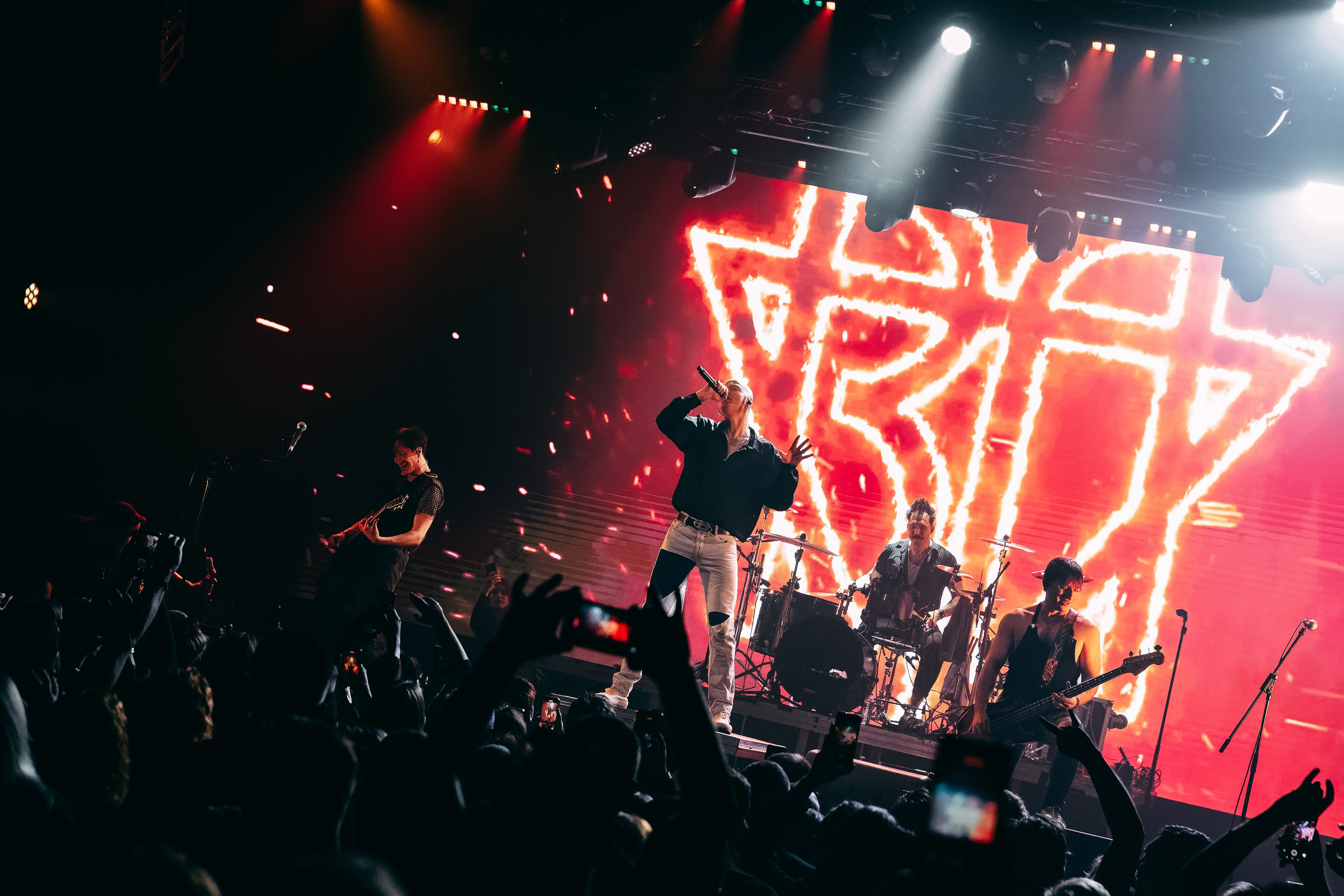 Ravanna, фоторепортаж, СПб, Aurora Concert Hall, 21.11.2025. Алена Адрианова: фотограф в Санкт-Петербурге