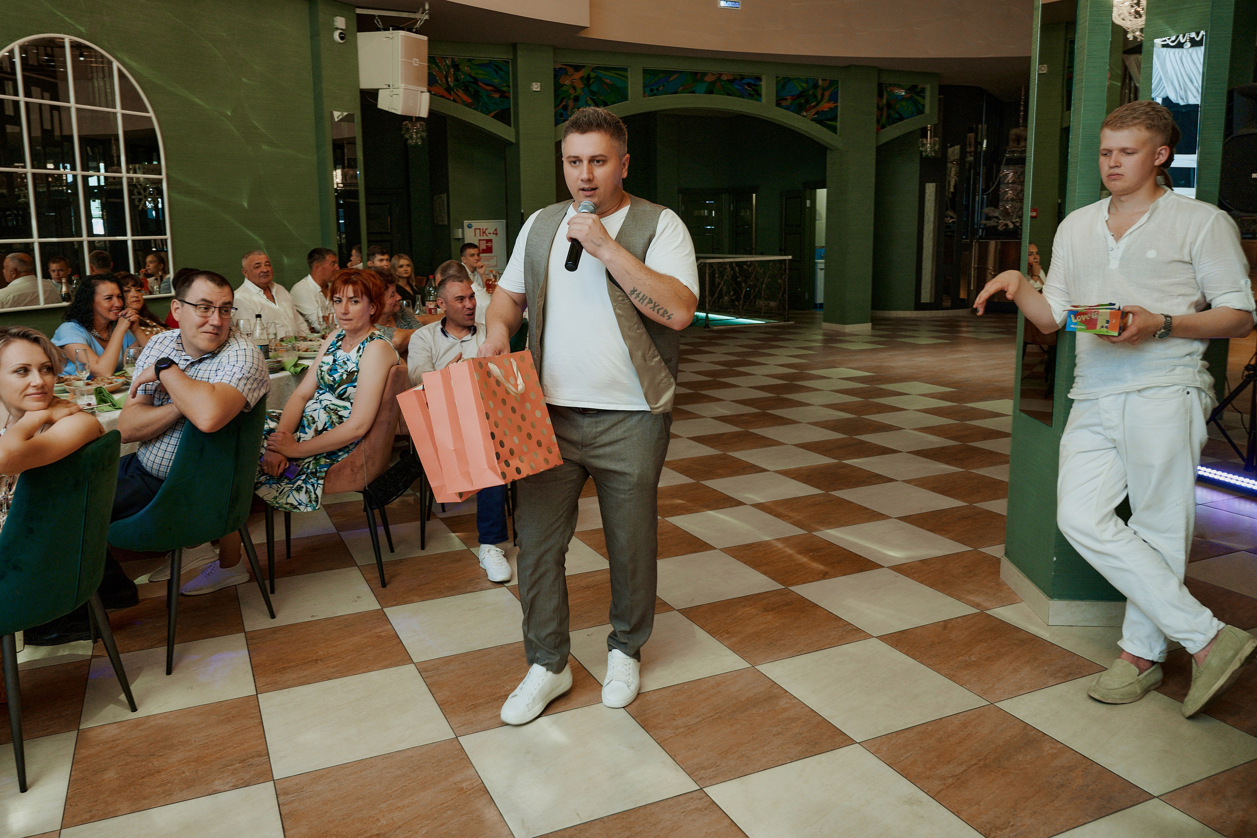 Олег и Лиза. Фото-видеосъемка свадеб Venson Films