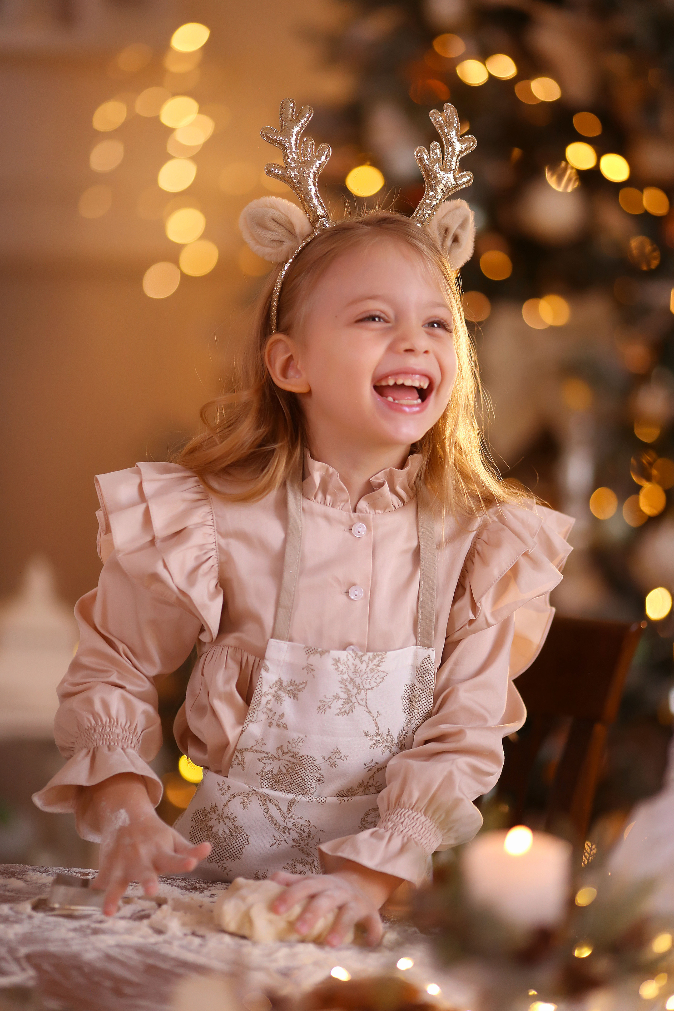 Семейная фотосессия в студии. Семейный и детский фотограф в Волгограде Серкибаева Ирина