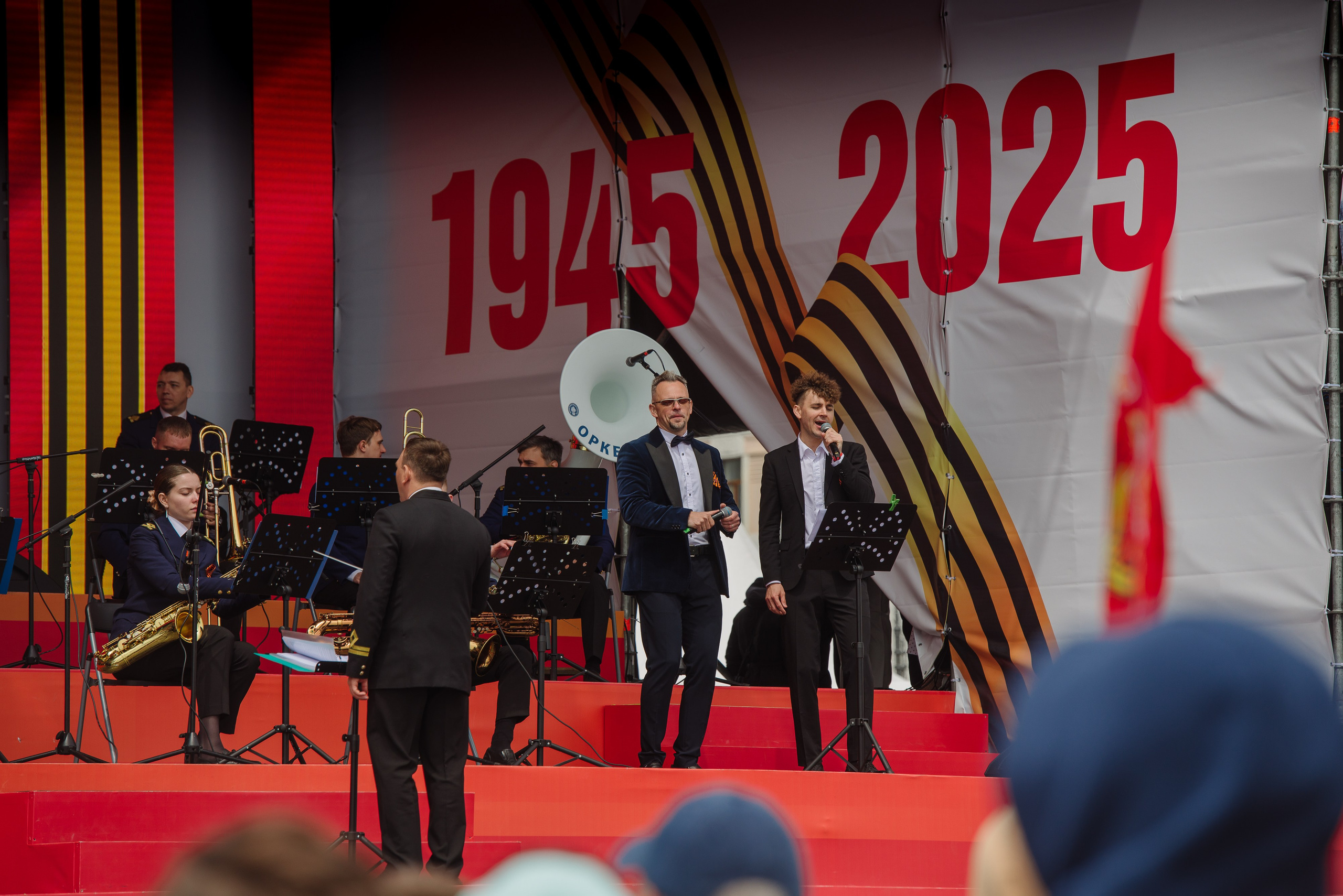 9 мая Центральная плащадь. Фотограф Мария Каюрова