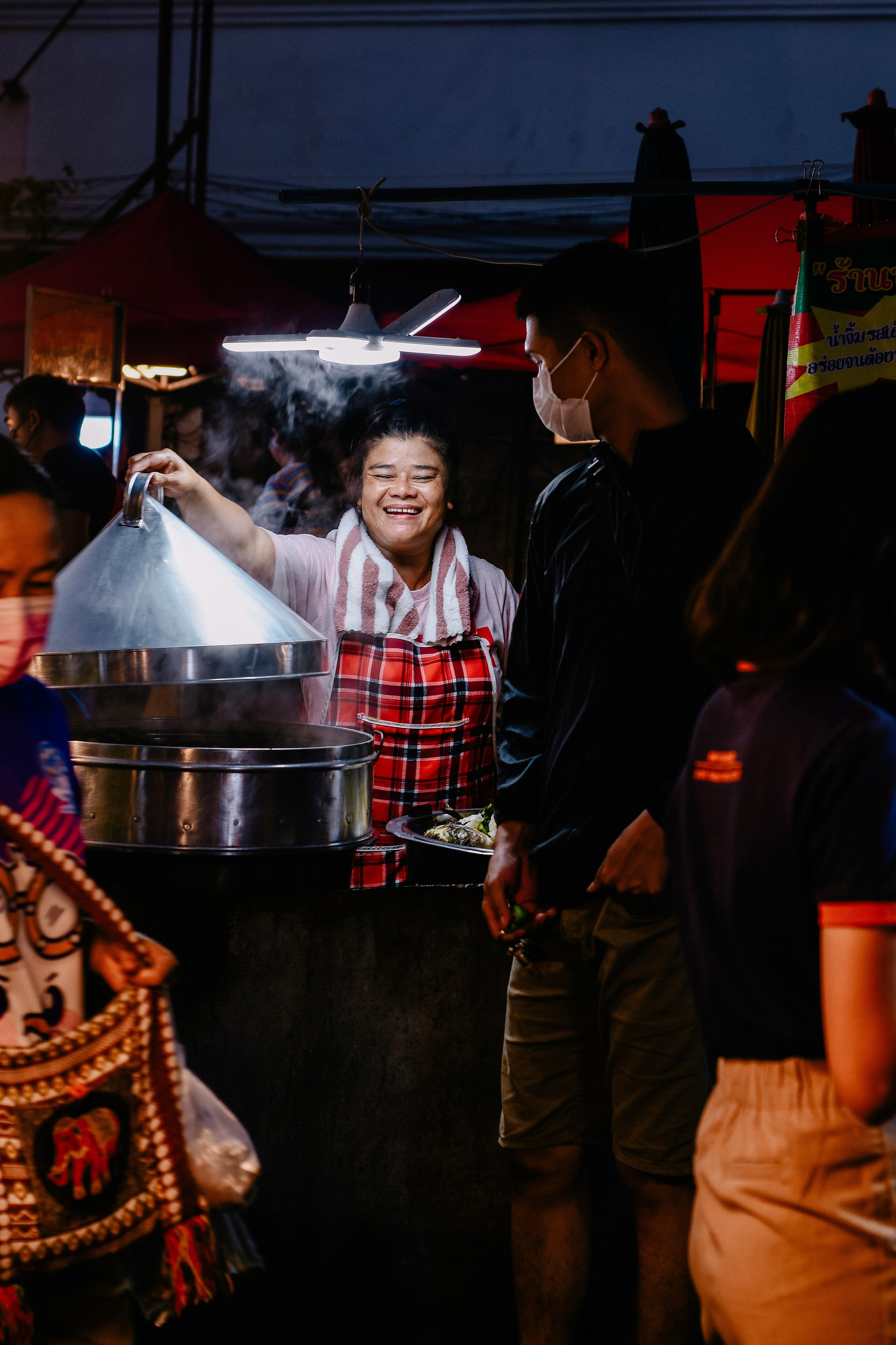 Бангкок стрит фото. Iraogo