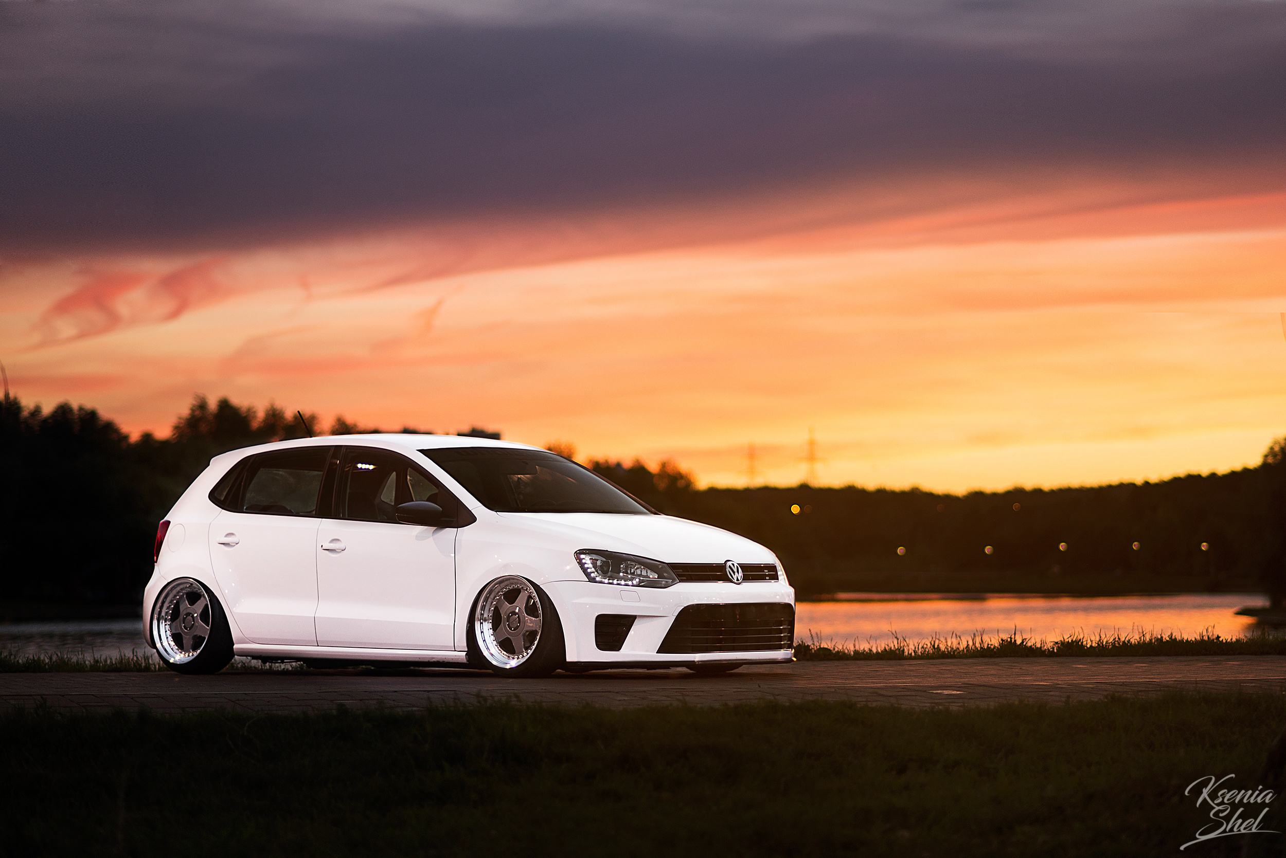 Laconic Polo. Ksenia Shel | Automotive Photography