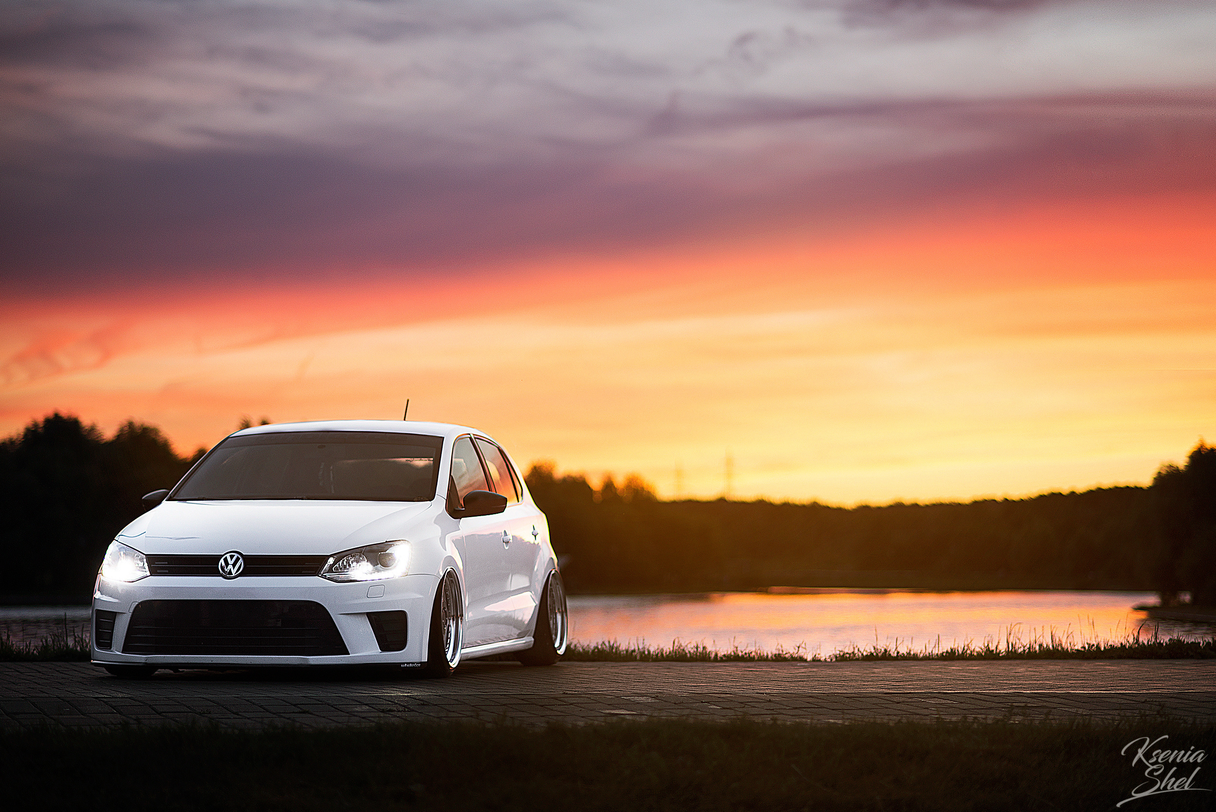Laconic Polo. Ksenia Shel | Automotive Photography