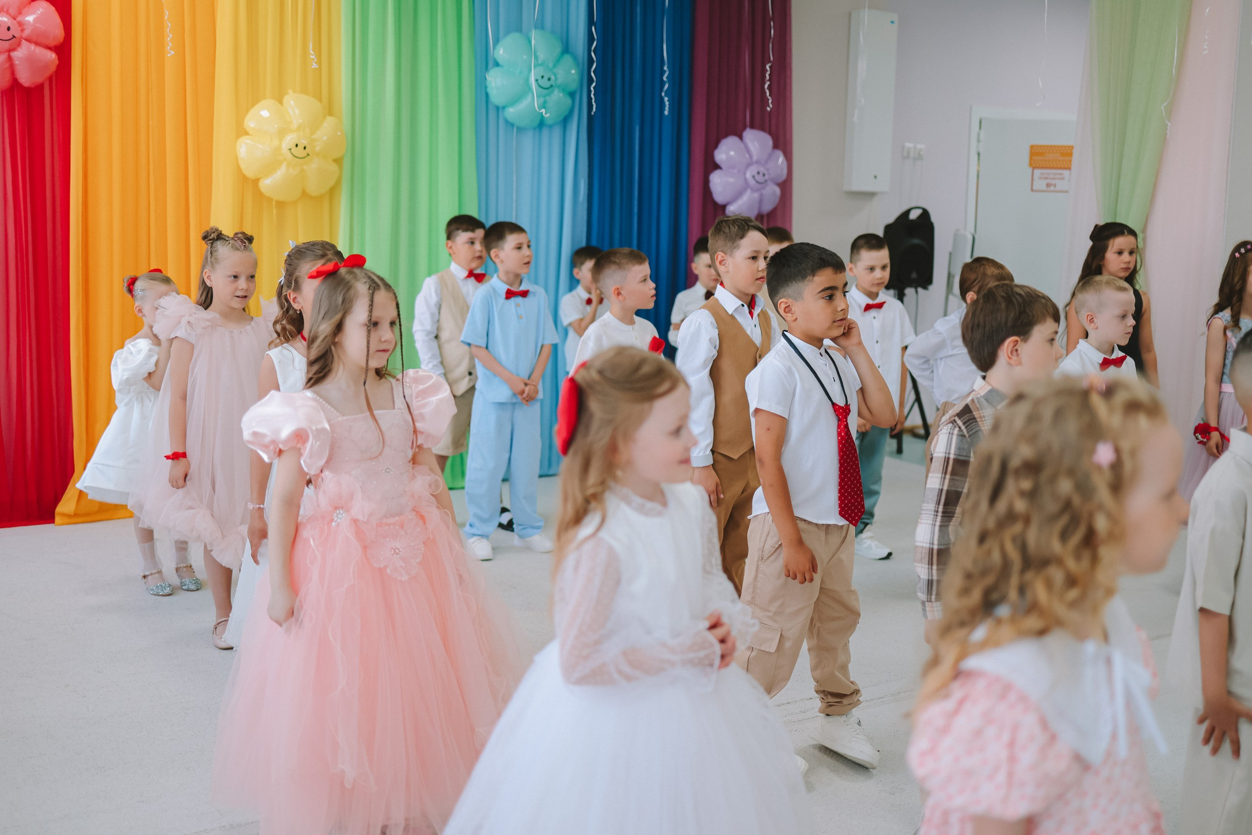 Выпускной репортаж. Семейный фотограф Тюмень, фотограф на роды Салмина Мария