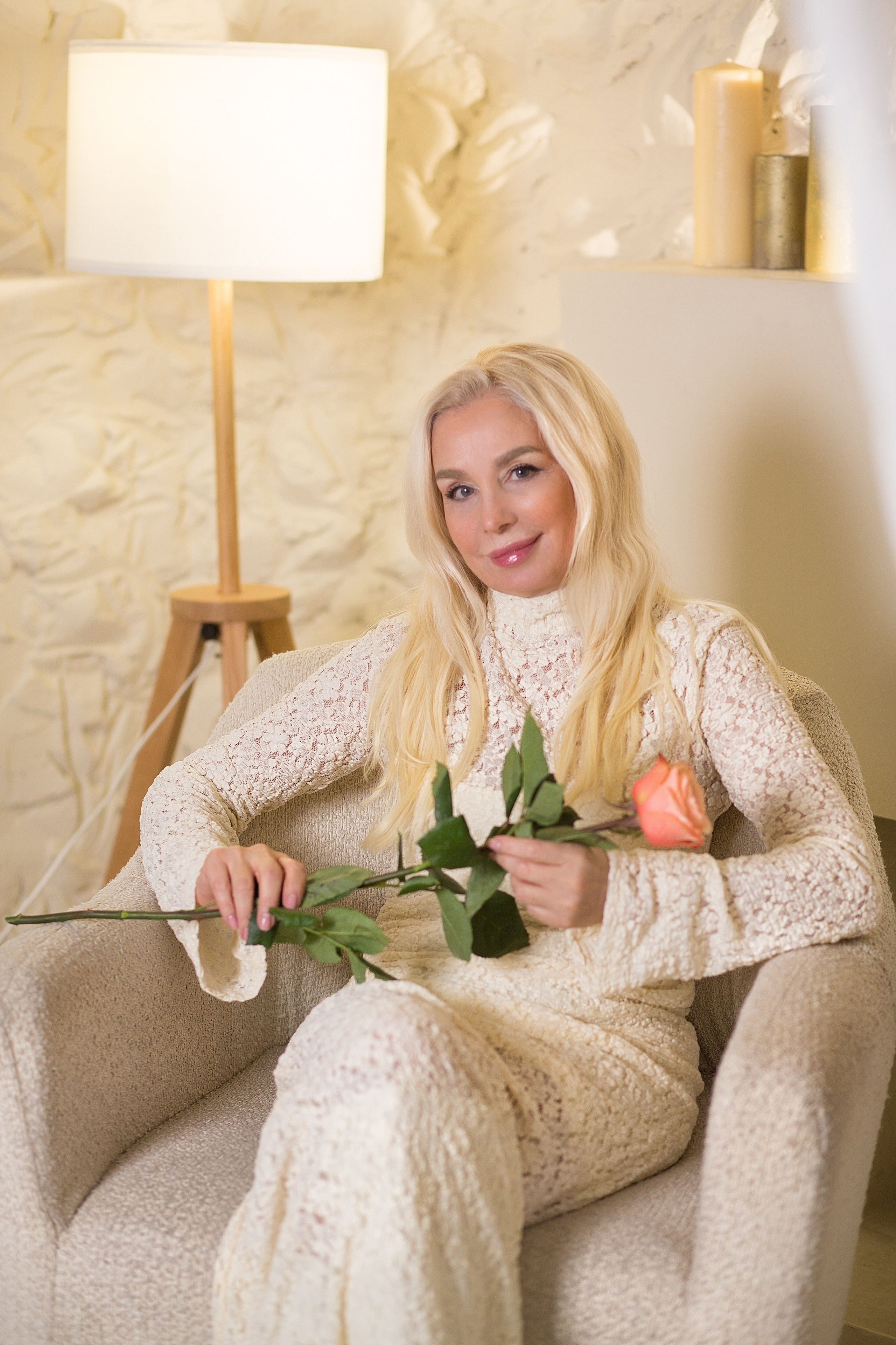 ЖЕНСКИЙ ПОРТРЕТ. Главная