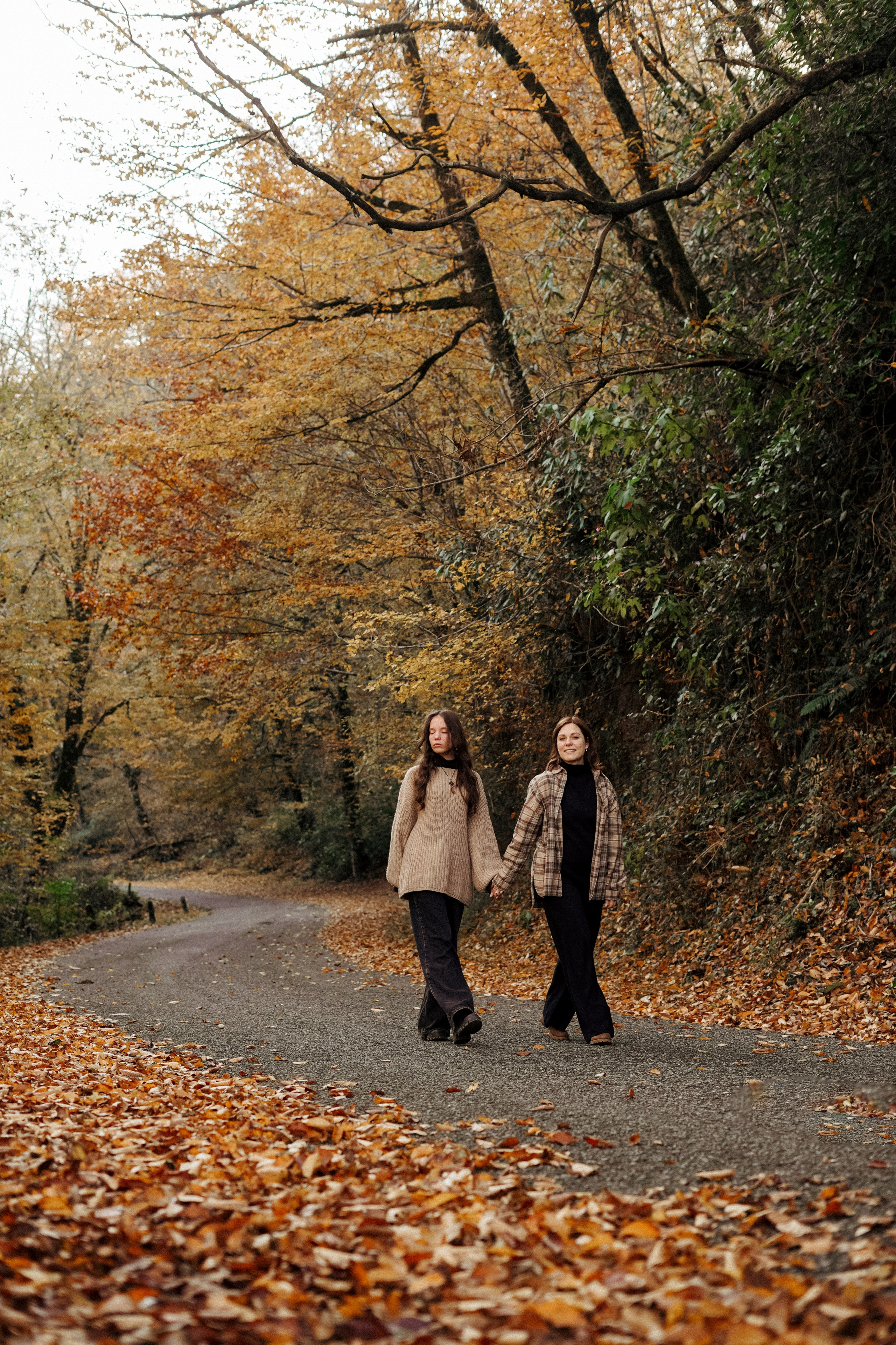 Настя с дочерью Дашей в Мюссере, Абхазия. Фотограф в Сочи и Абхазии | Фототуры | September Air