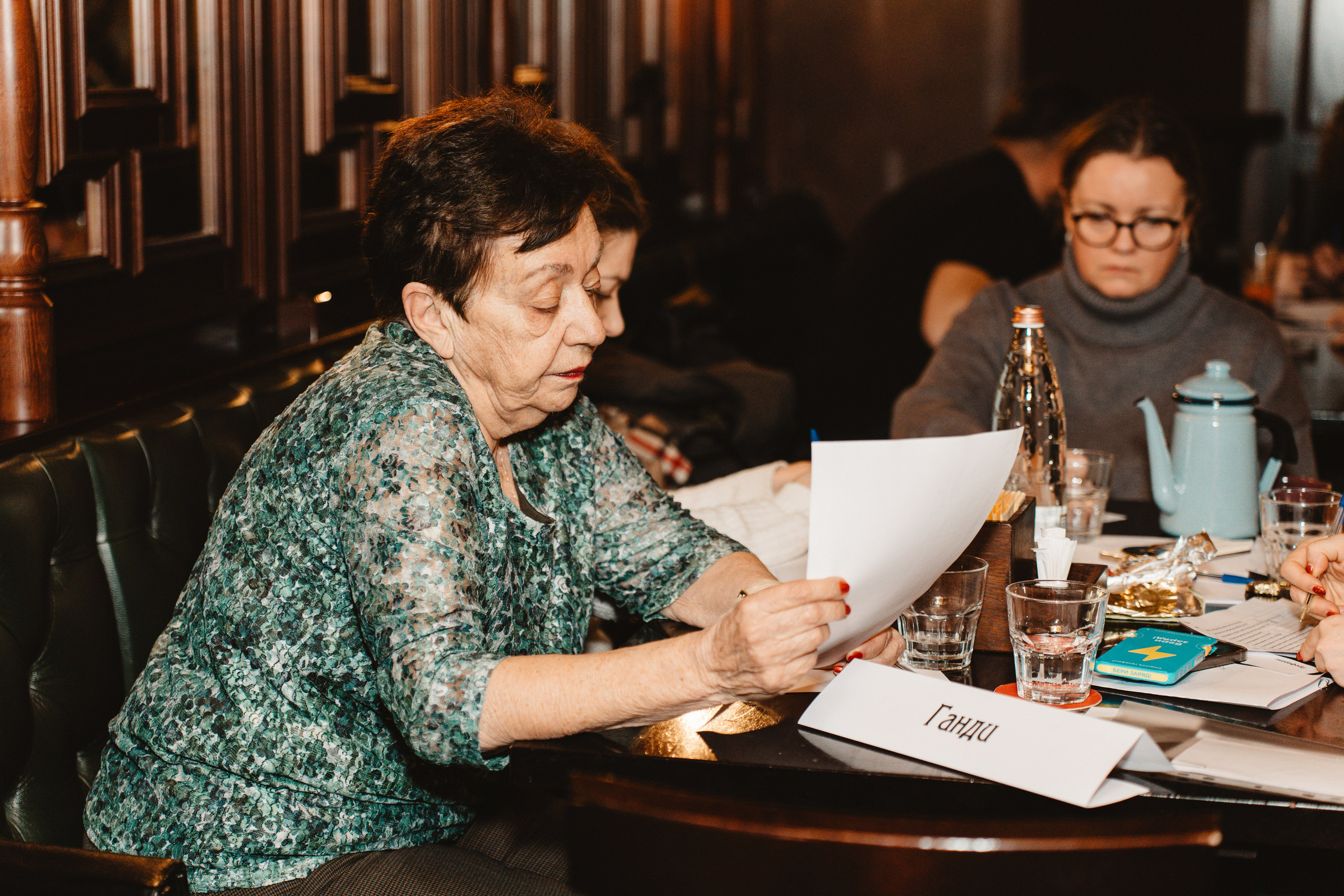 Intellectual games. Я занимаюсь событийной, свадебной, товарной, студийной… фотографией