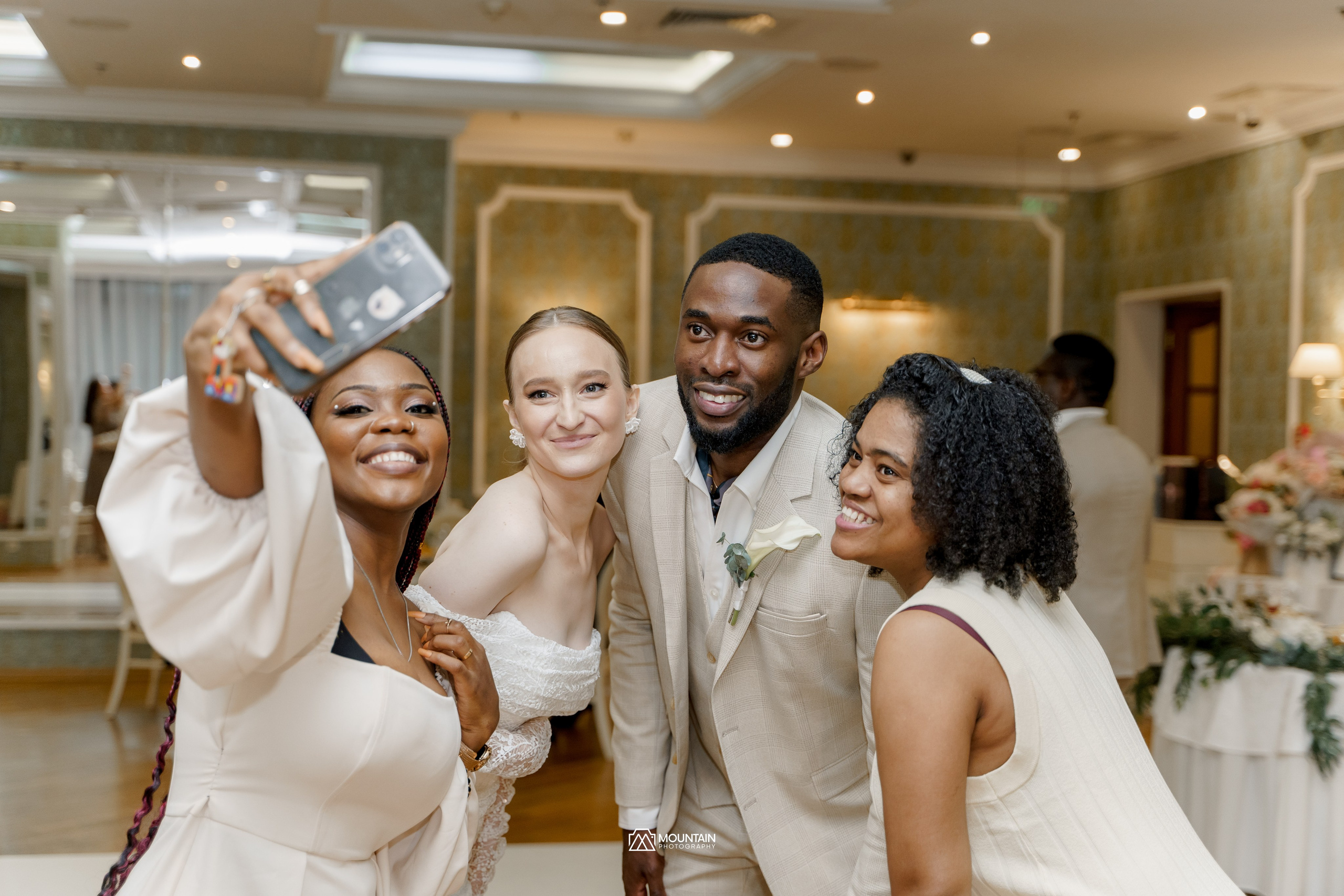 Oludola and Anastasia. Photographer based in moscow Peter Tchana