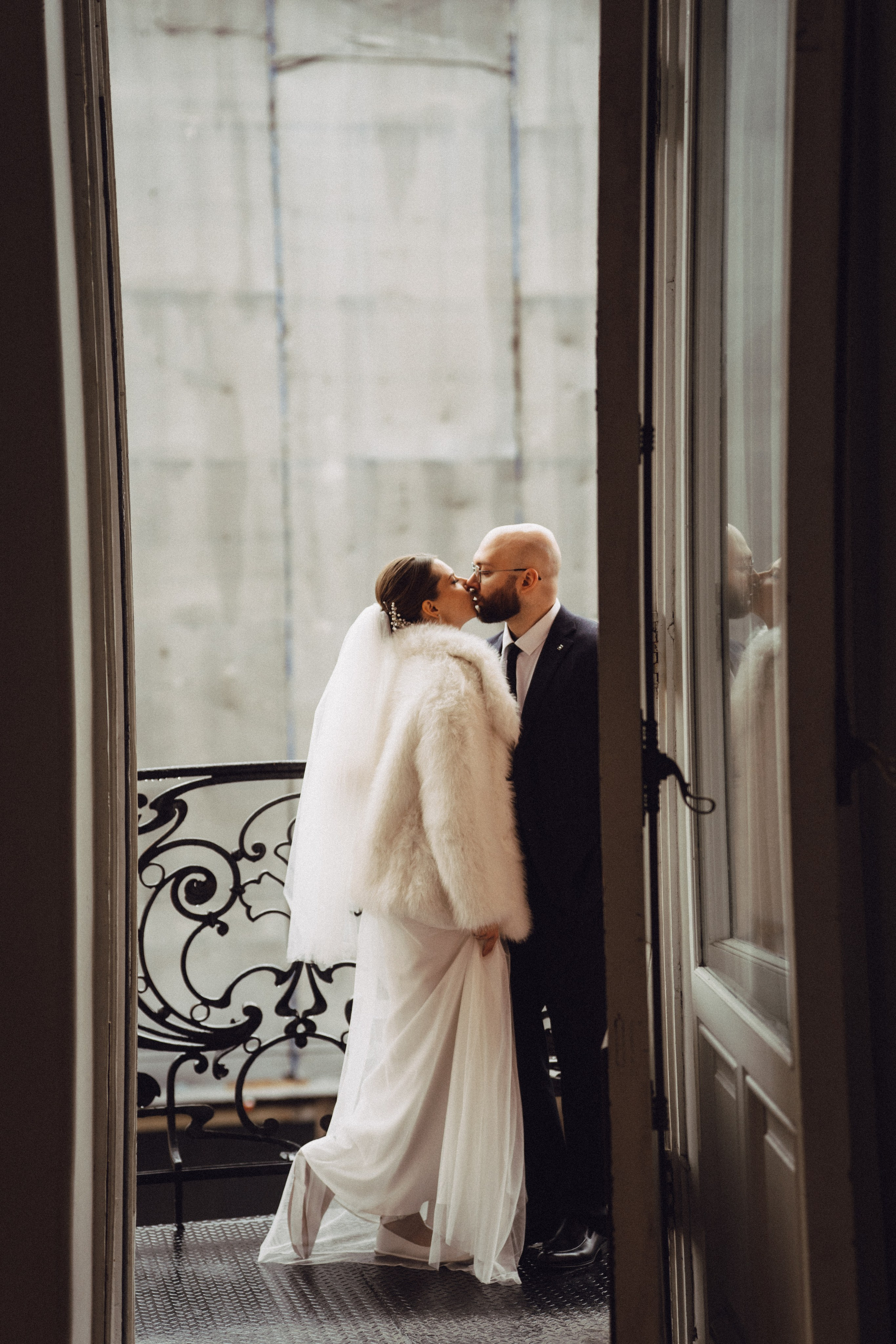 СВАДЕБНАЯ СЬЕМКА ВО ВТОРОМ ДВОРЦЕ (ДЕКАБРЬ) ТАКЖЕ СЬЕМКА В СТУДИИ НА ЧЕРНЫШЕВСКОЙ. Профессиональный фотограф, Санкт-Петербург — Виктория Богомолова