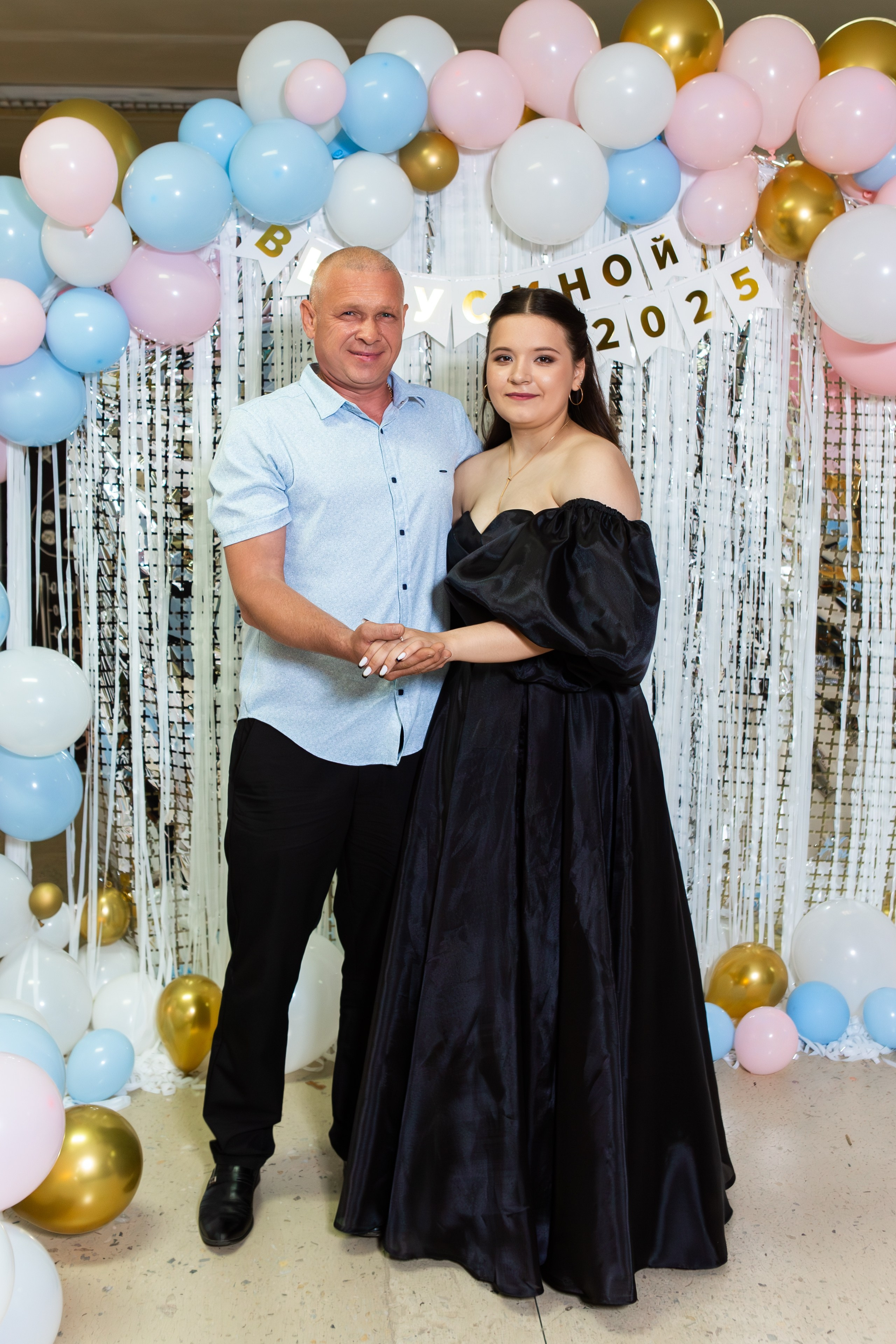 ФОТОСЕССИЯ С РОДИТЕЛЯМИ ВЫПУСКНОЙ 2025 9 ШКОЛА Г.МЦЕНСК. Профессиональный фотограф в Мценске и Орловской области