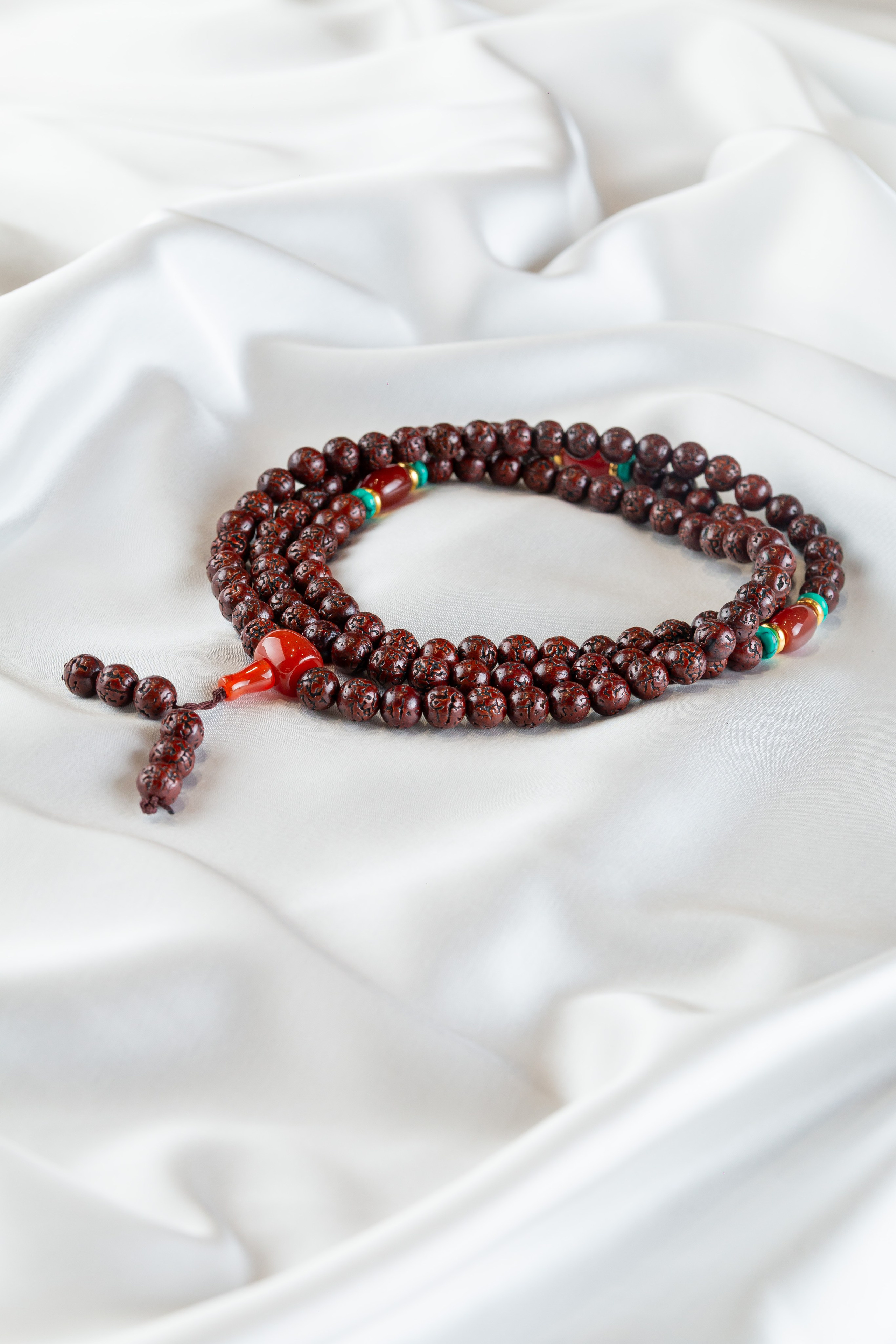 Shambala. Александр Стряпунин — предметный фотограф в Улан-Удэ