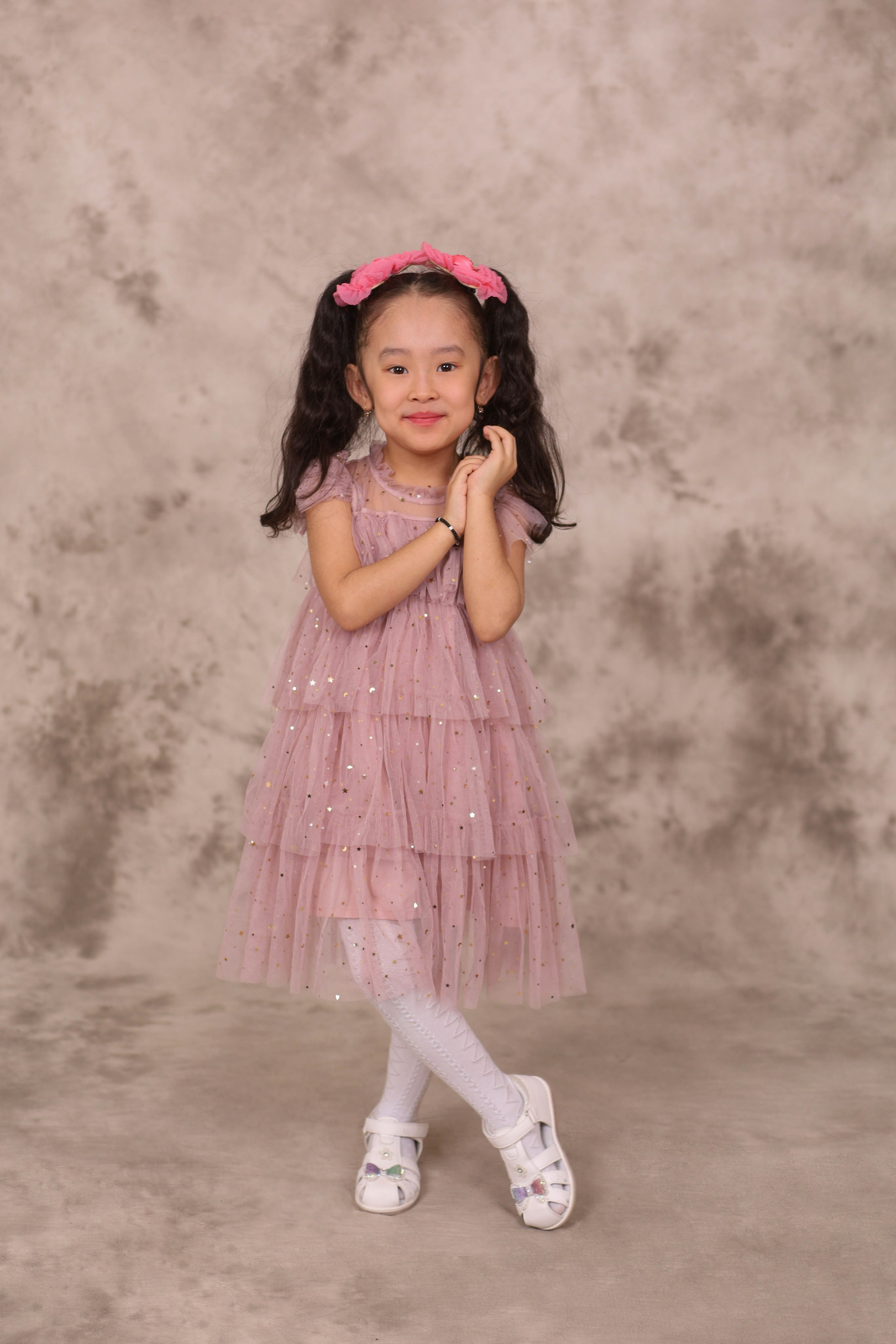 Выпускные альбомы для детского сада печать на заказ. Выпускные альбомы в Тюмени для школ, садов, вузов спортивных секций