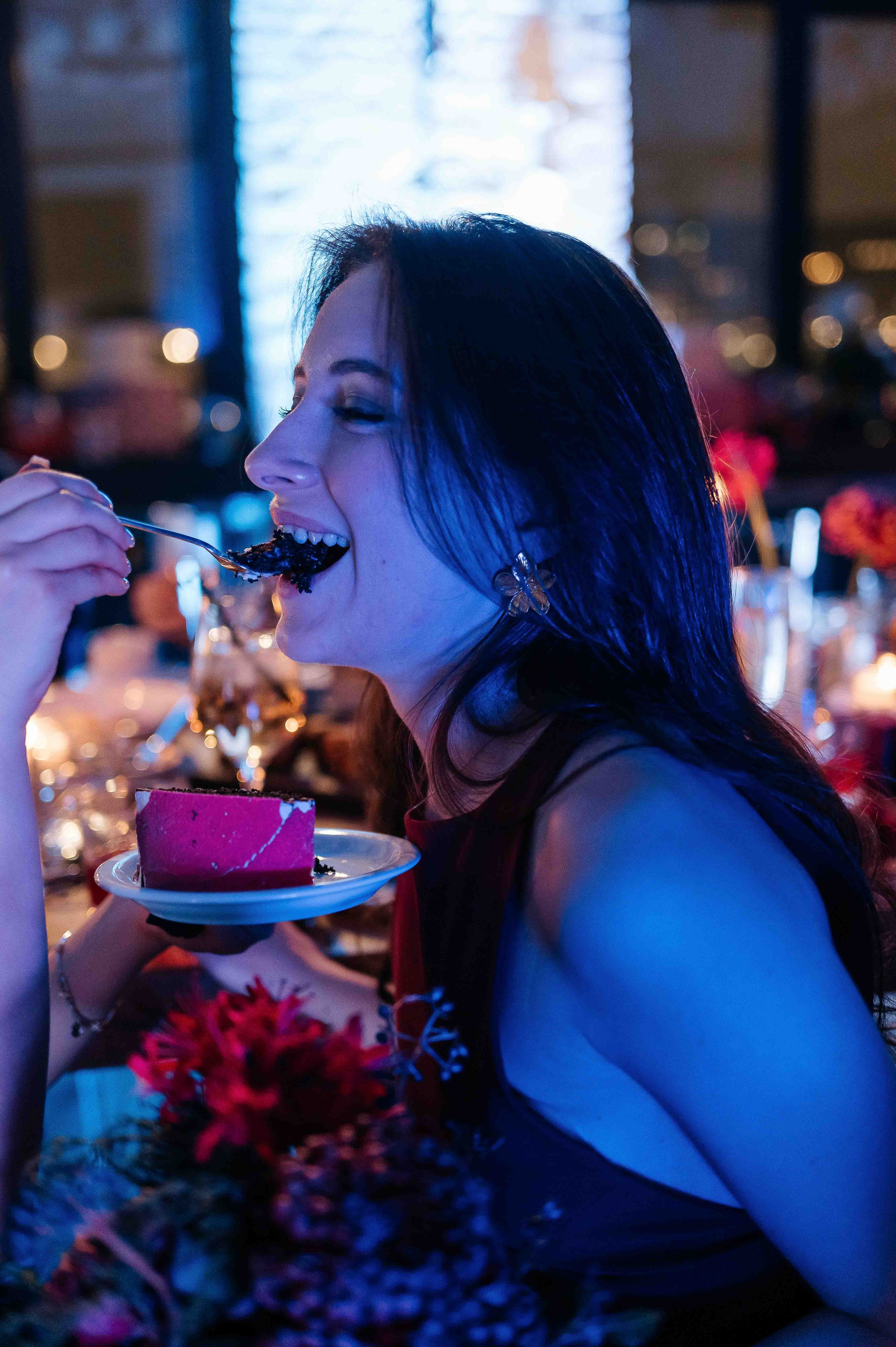 Утро невесты в гостинице. Свадебный и семейный фотограф в Котласе Никита Попов