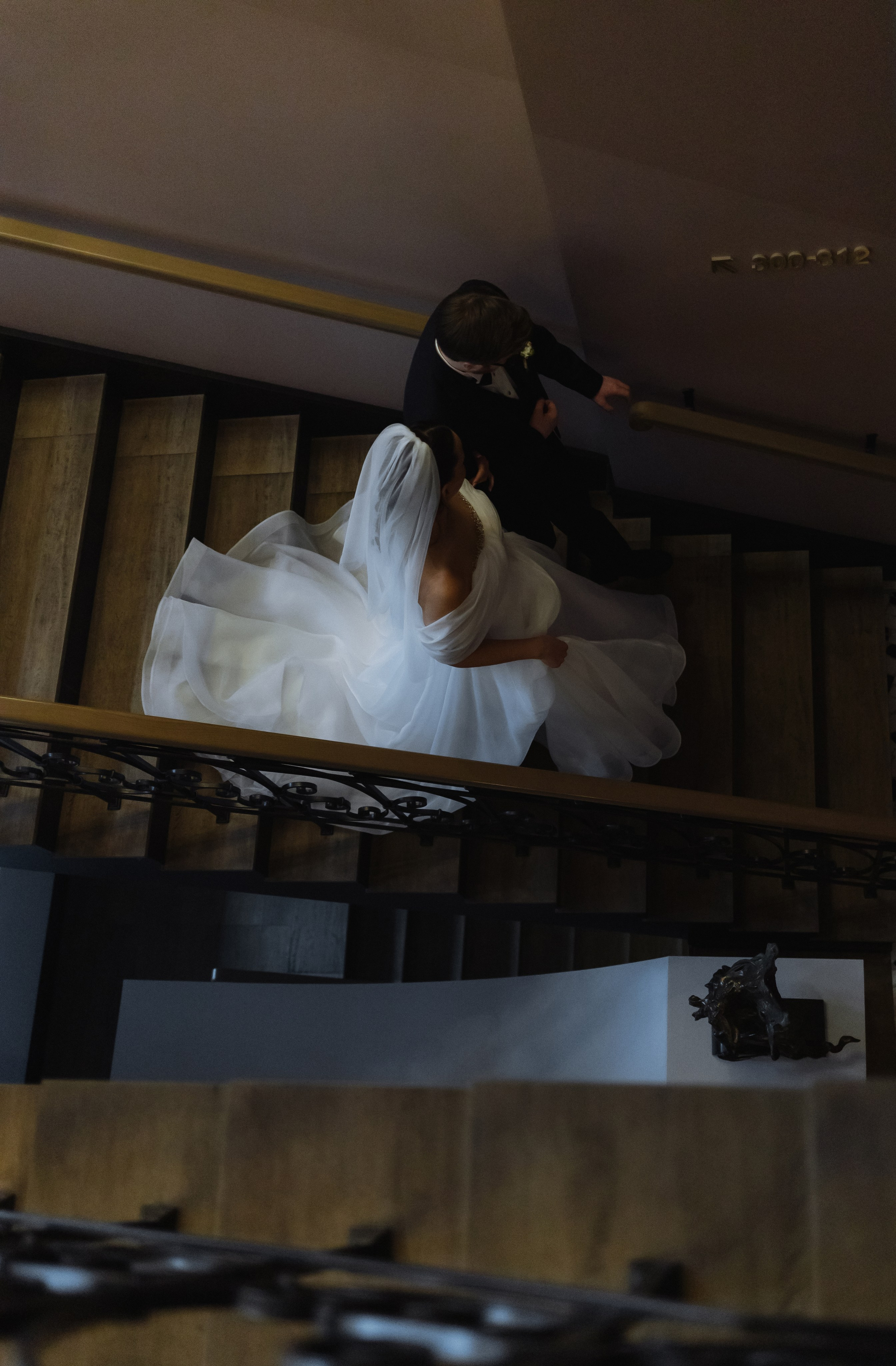 Свадебная фотосессия в Минске в итальянском ресторане La Scala