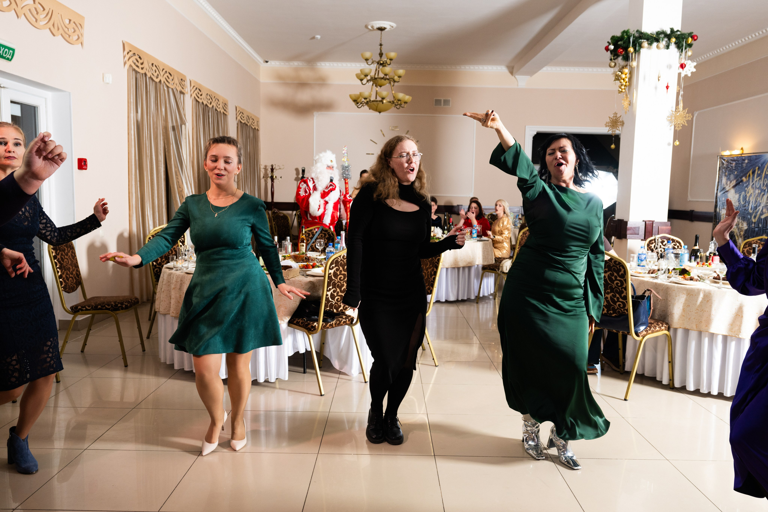 Юбилеи и Корпоративы. Студийный и свадебный фотограф и видеограф в Севастополе — Юлия Макаренко