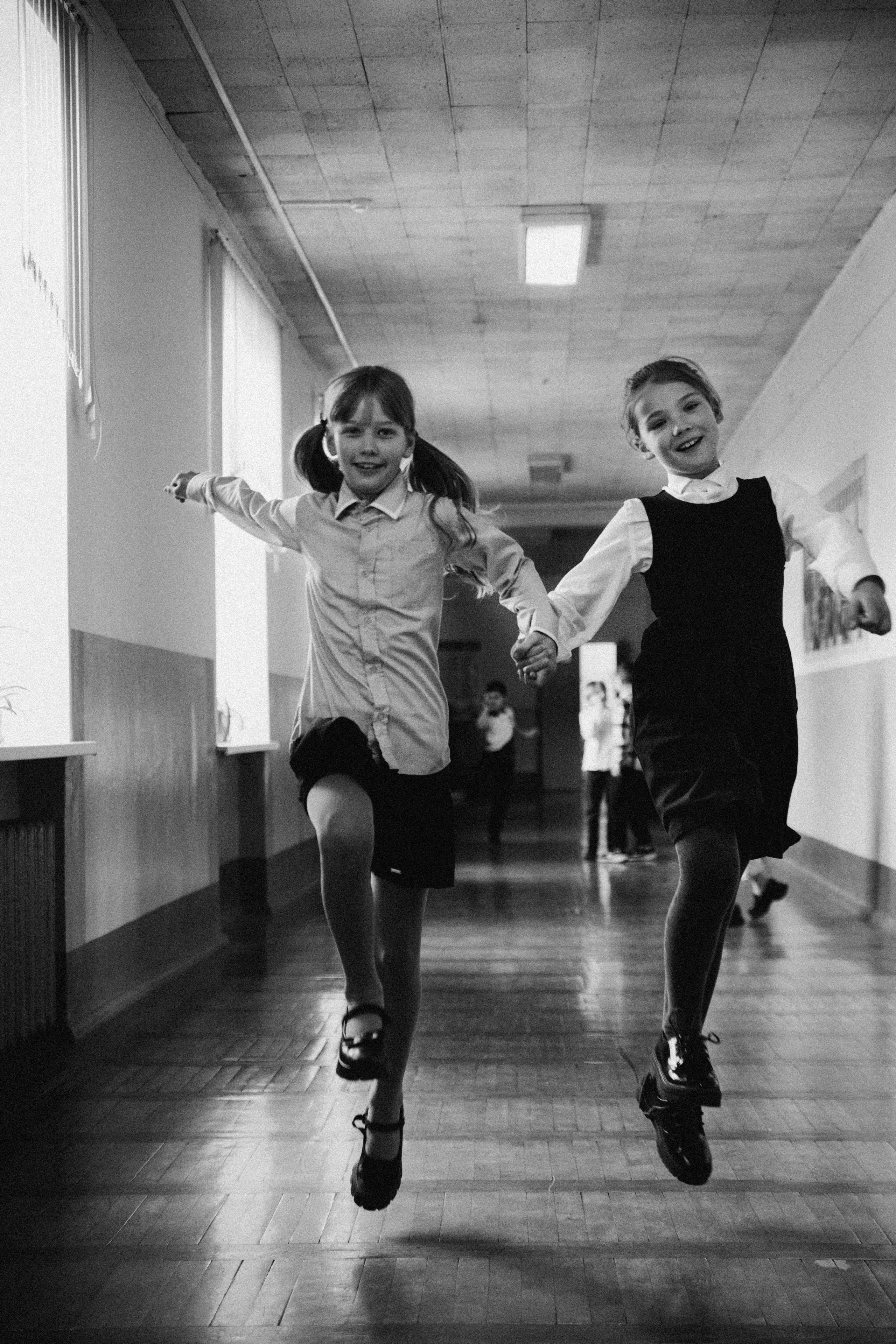 Школьные фотографии могут быть такими. Репортажный и детский фотограф в Минске