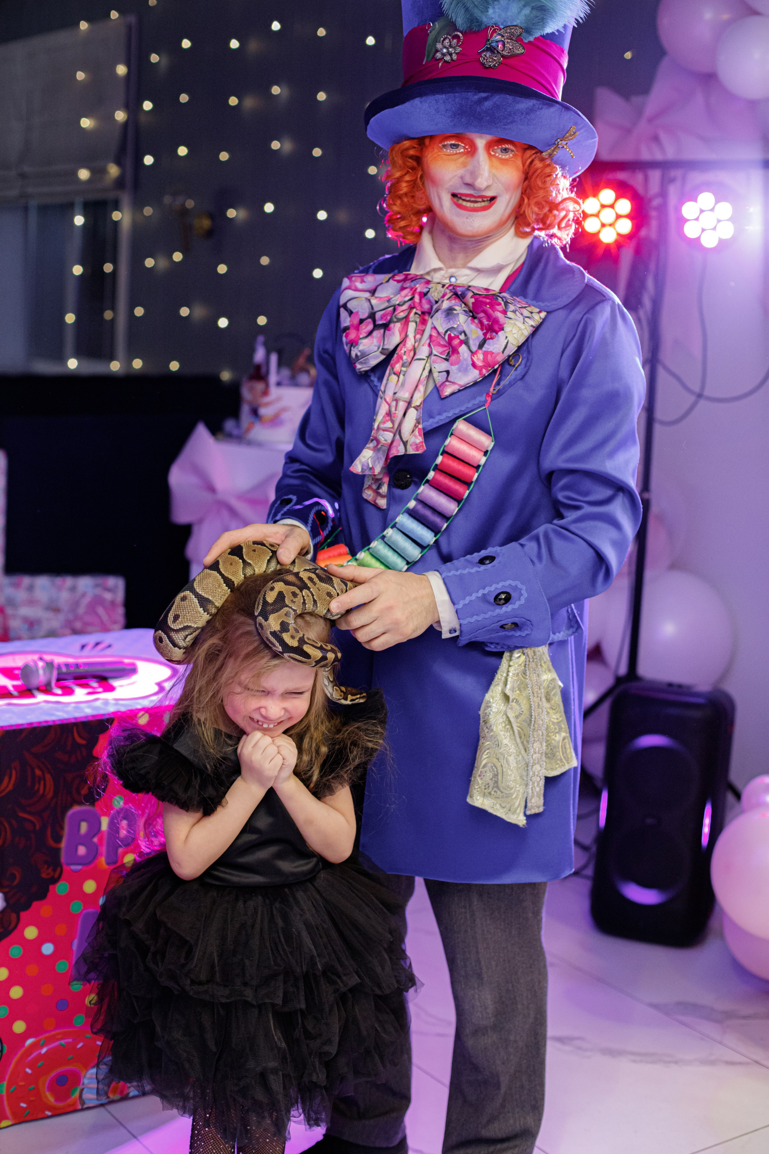 ASIA'S BIRTHDAY PARTY. Photokarish