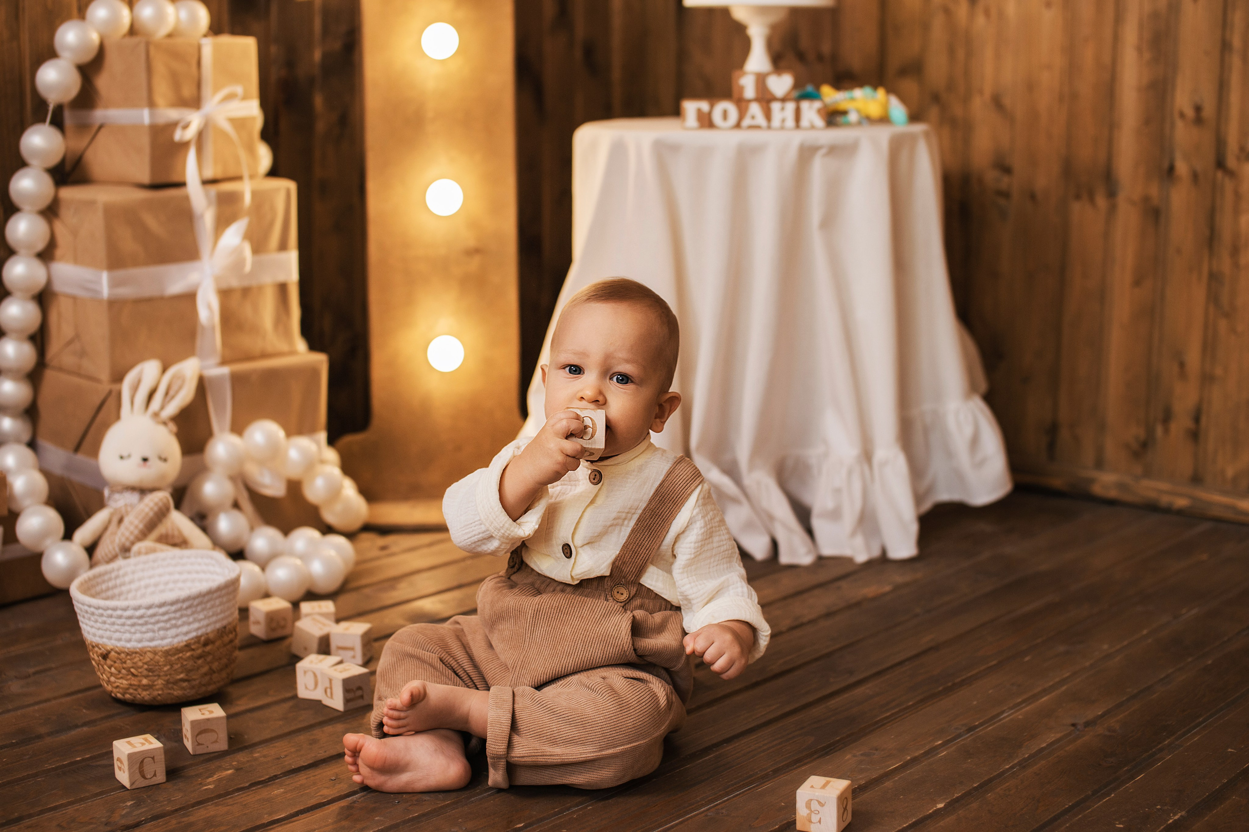 Годовасии в студиях. Семейный фотограф в Саратове