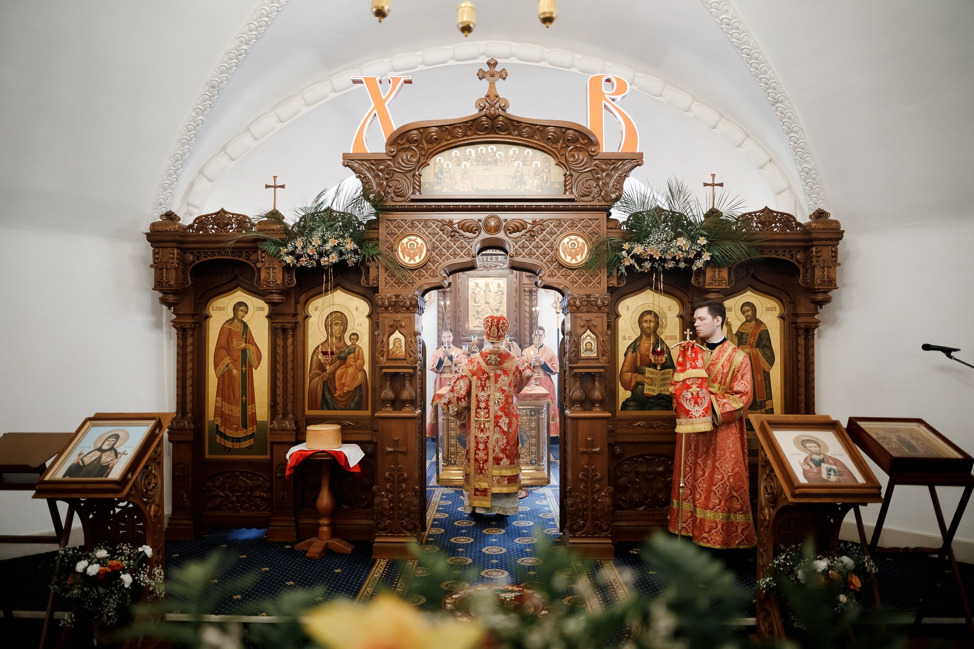 Служение митрополита Павла в среду Светлой седмицы. Храм апостола Иоанна Богослова под Вязом. Фотограф на венчание, крещение