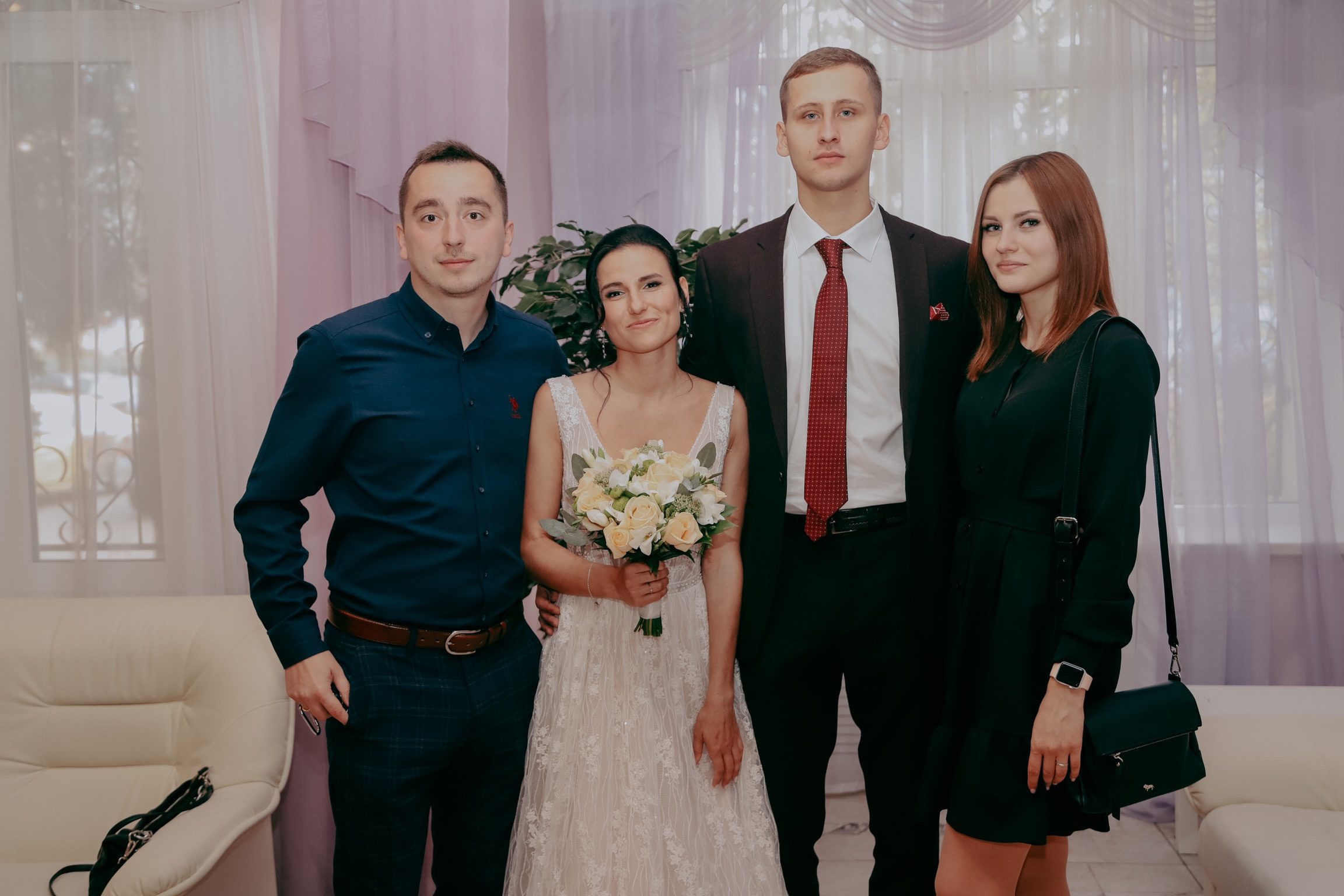 Инна и Илья, ВДНХ. Фотограф Виктория Волкова