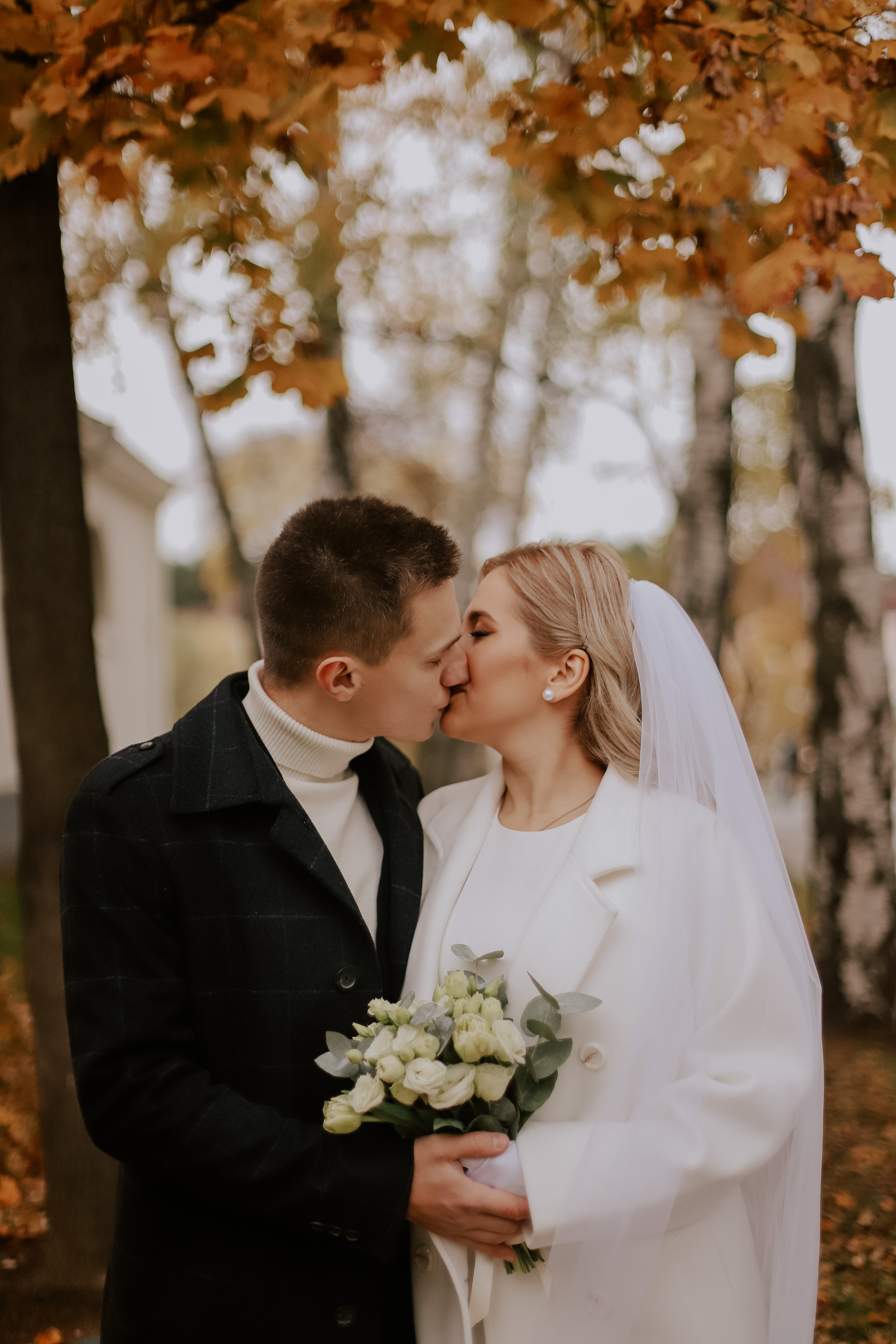 Камила и Сергей, ВДНХ. Фотограф Виктория Волкова