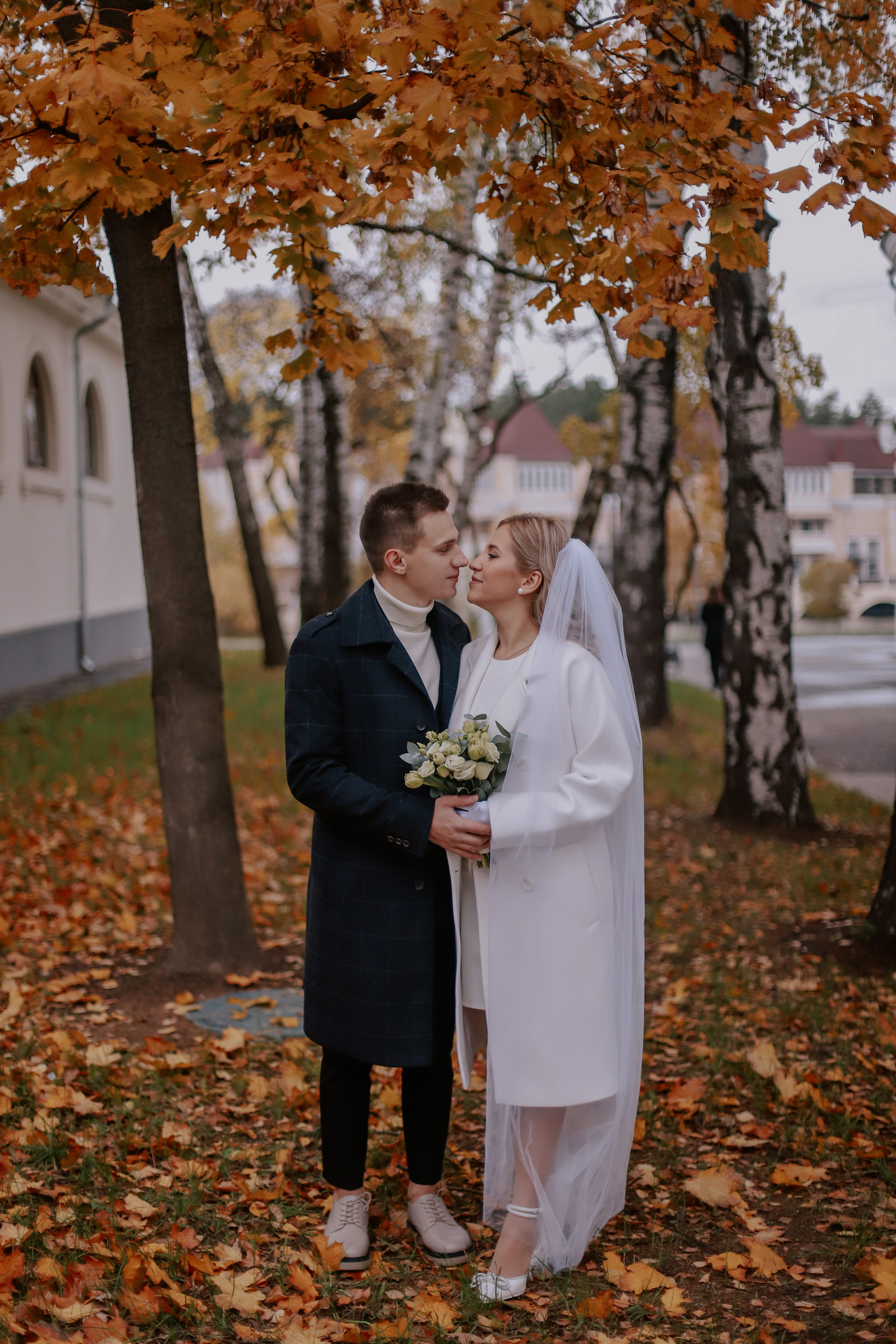 Камила и Сергей, ВДНХ. Фотограф Виктория Волкова