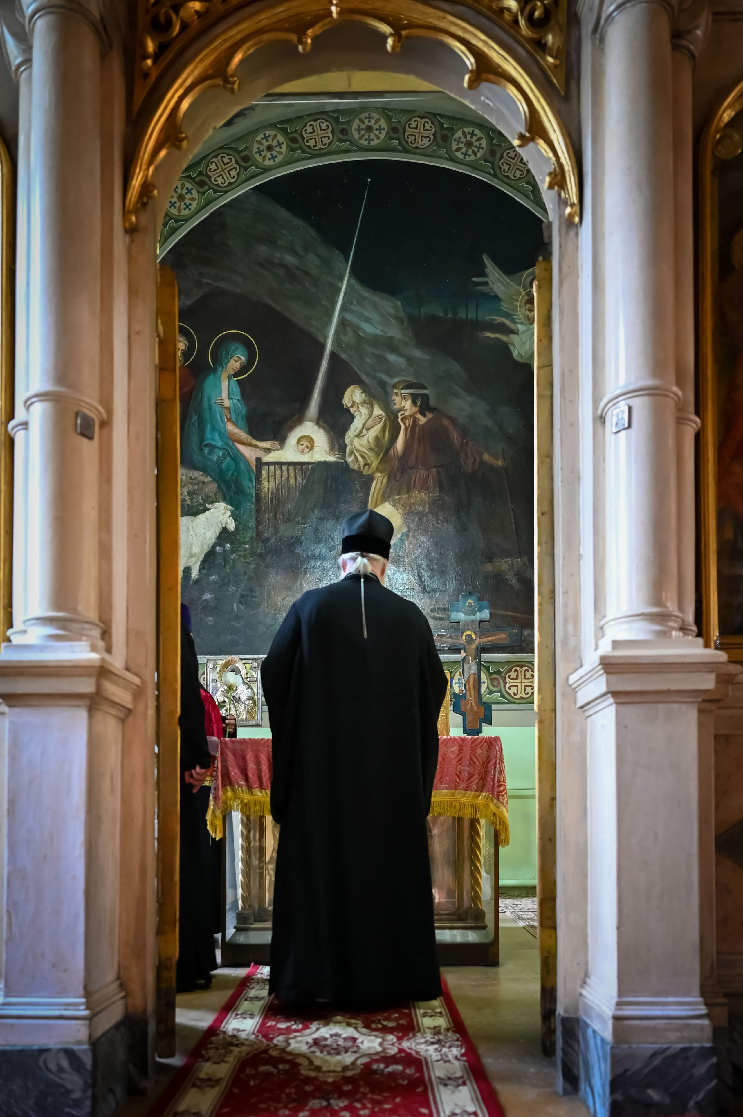 Митрополит Крутицкий Коломенский Павел в Георгиевском храме с. Ванилово. Семейный фотограф в г. Воскресенск Наталия Молева