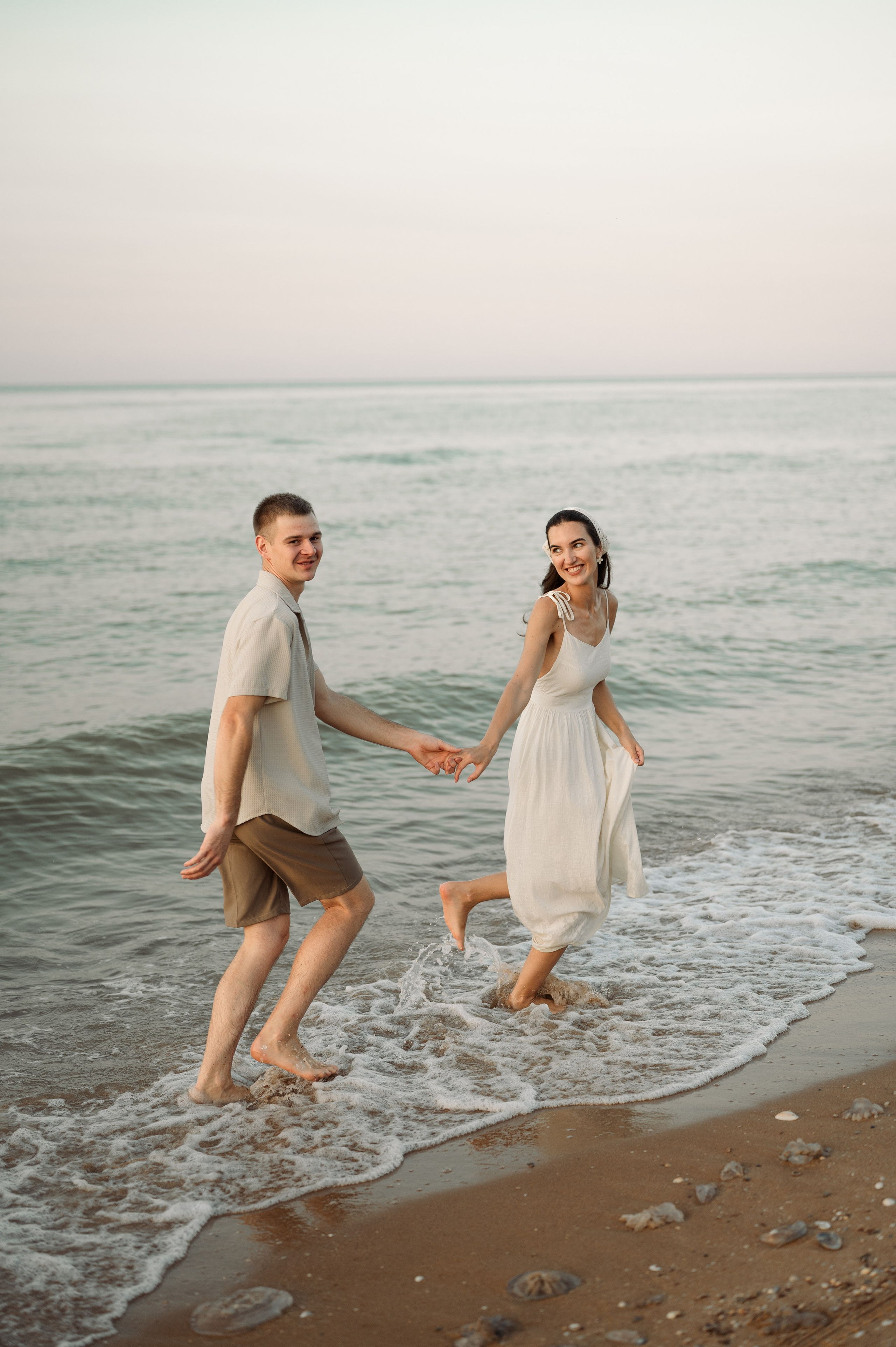 Предсвадебная съёмка на море🌊. Свадебный и семейный фотограф в Краснодаре Алина Мельник