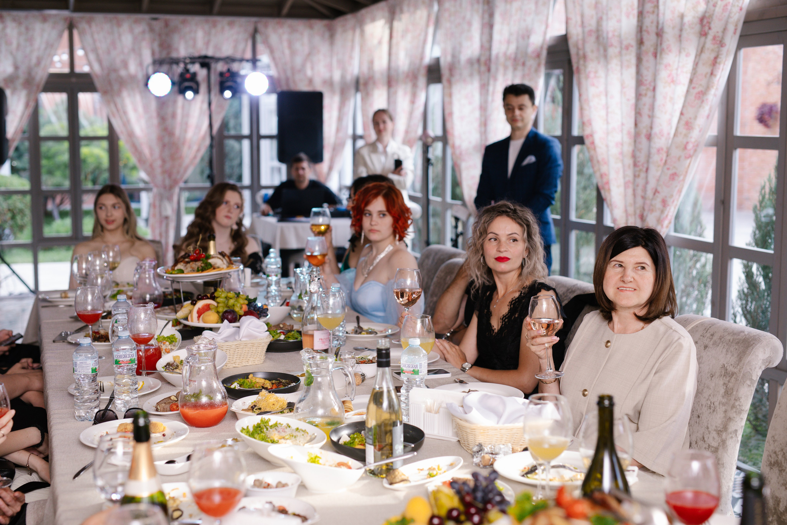 11 класс, ресторан «Шодо»