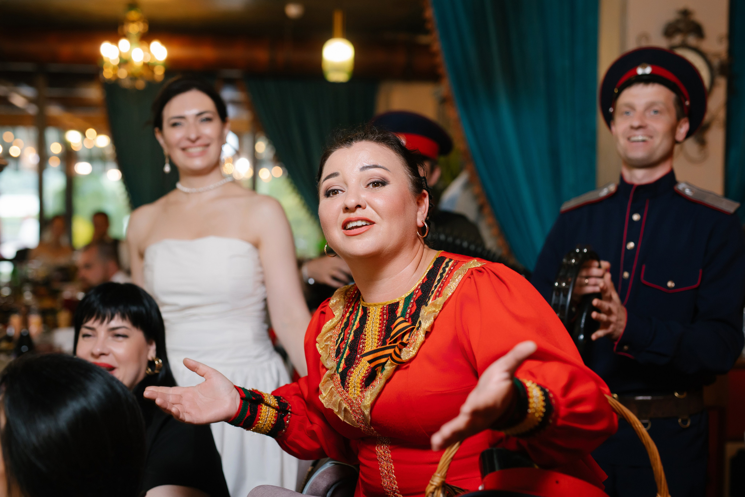 День рождения Ирины, ресторан Лев Голицын