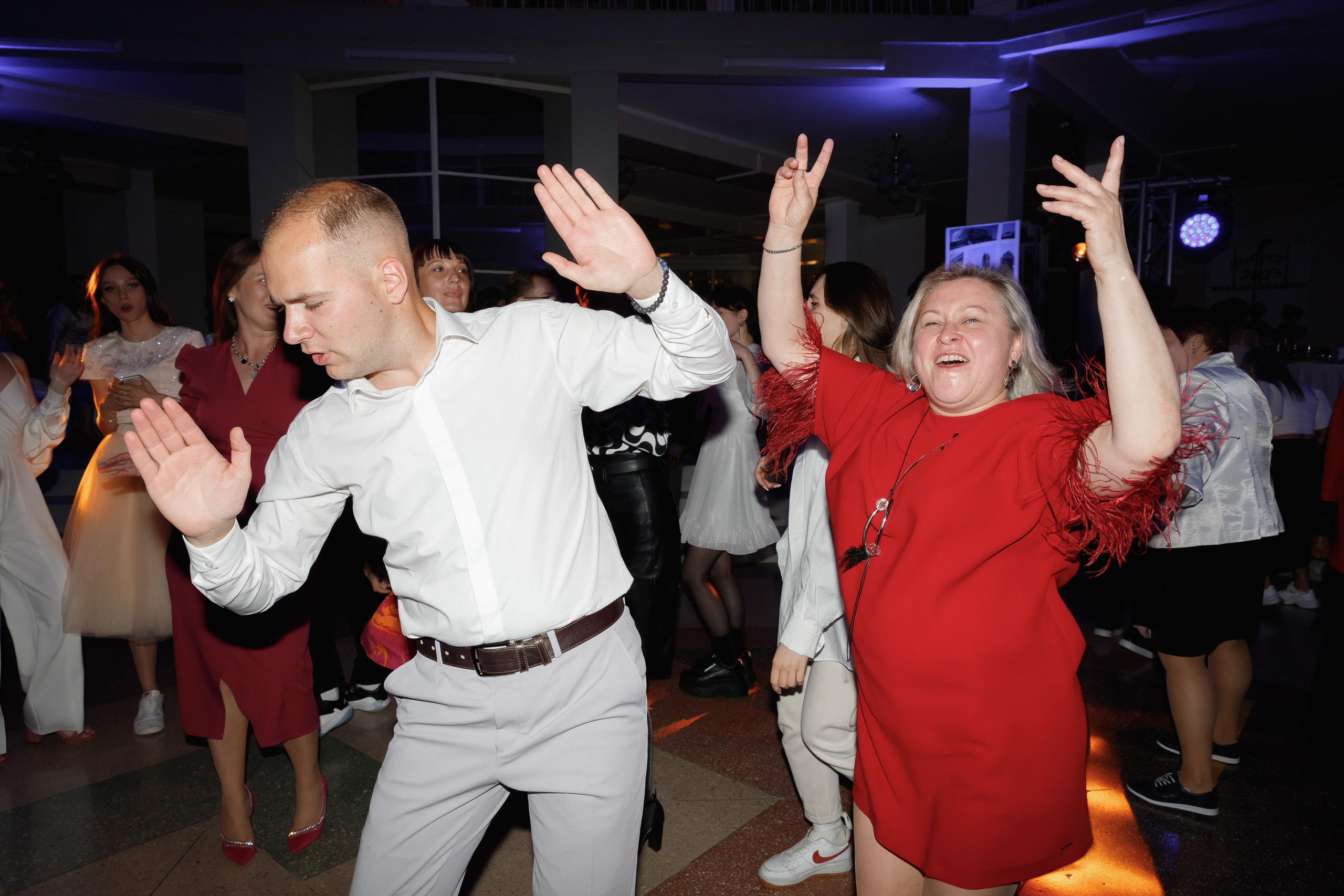 Школьный выпускной 2023 год в Минске. Свадебный фотограф в Минске/Беларуси Сергей Спиридонов