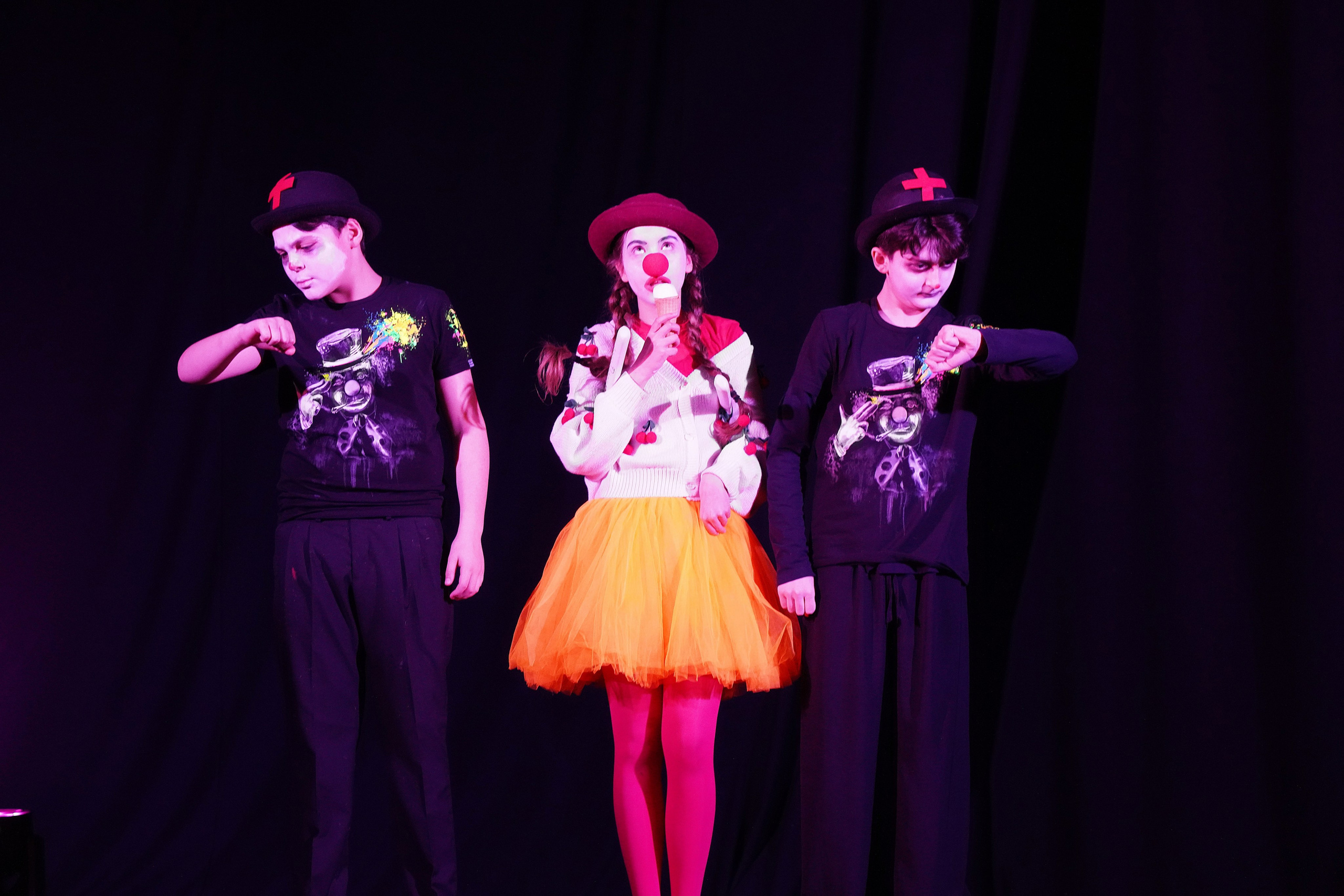 Спектакли и выступления. Варвара Карасёва