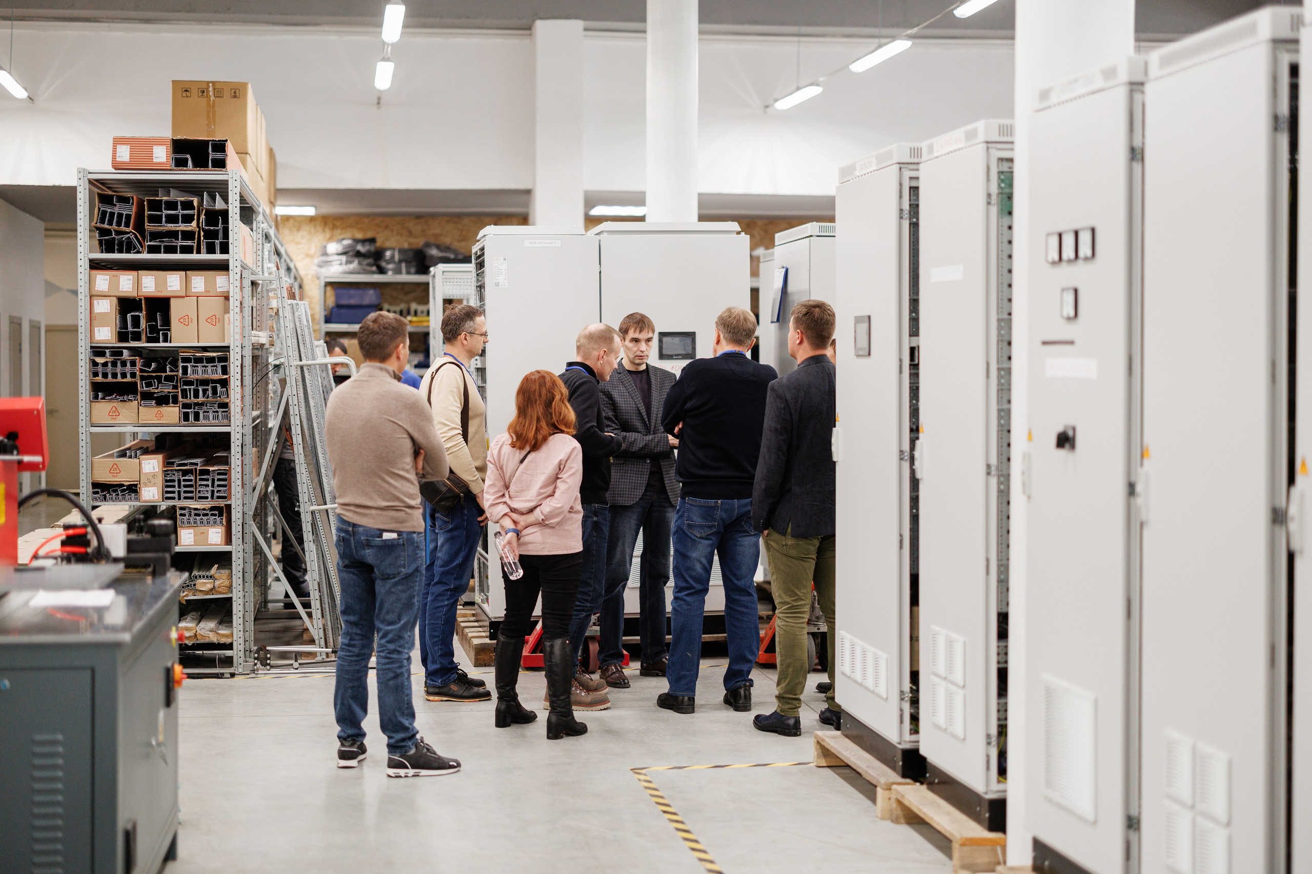 Вольтаг — Экскурсия по производству. Контент для бизнеса в Екатеринбурге Полдень Медиа