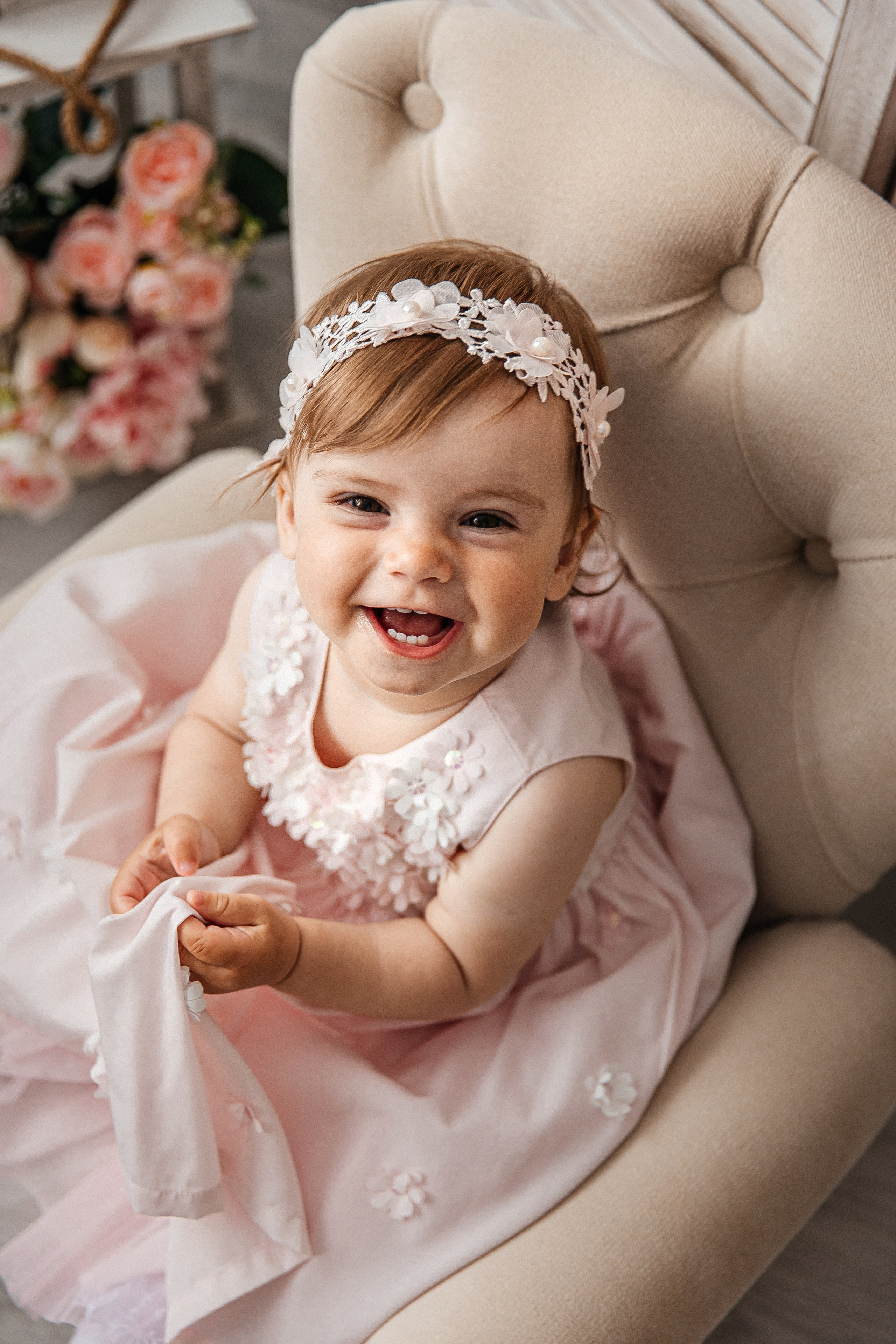 Минимализм (единичка, буквы-кубики, отдельный реквизит на фоне). Детский фотограф, выпускные альбомы в Нижнем Новгороде Бодягина Мария