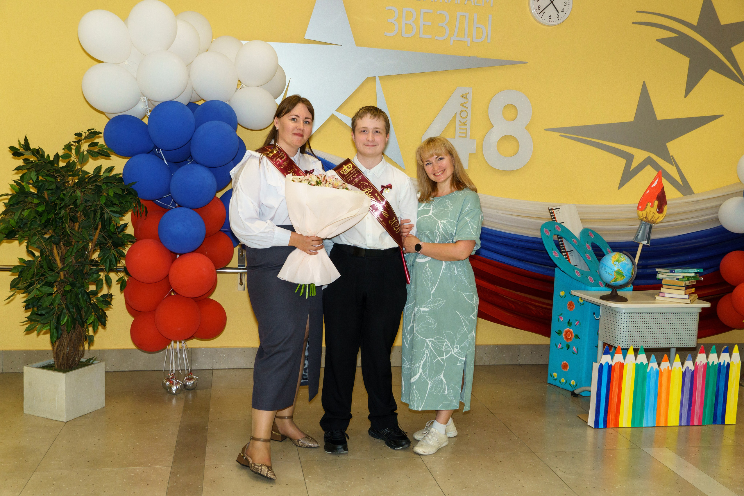 Последний звонок 11 класс 2026 г. Женский, семейный и детский фотограф в Тюмени Диана Осипова