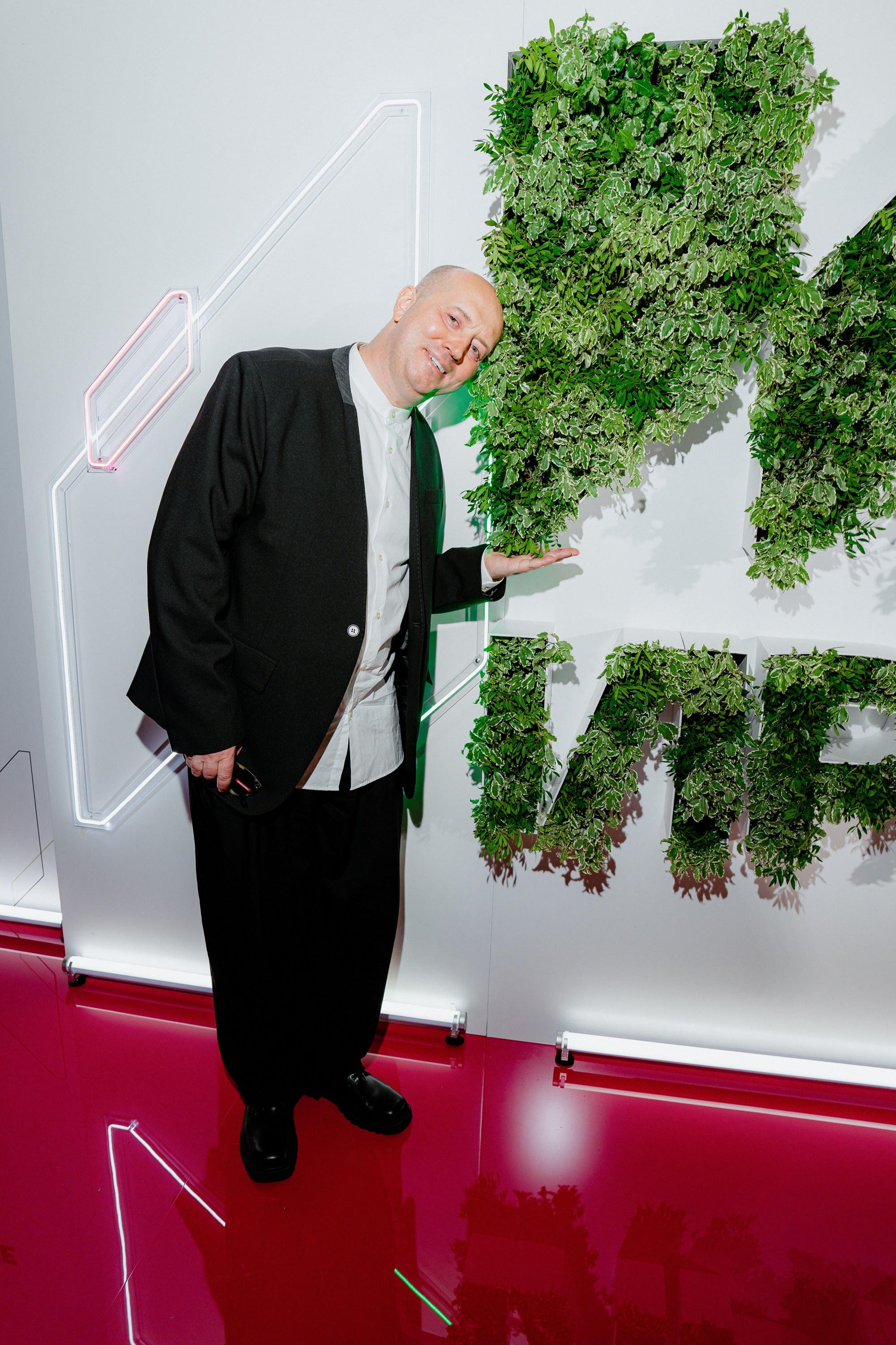 Национальная премия интернет-контента ИРИ. Костя Жуков — фотограф в Москве