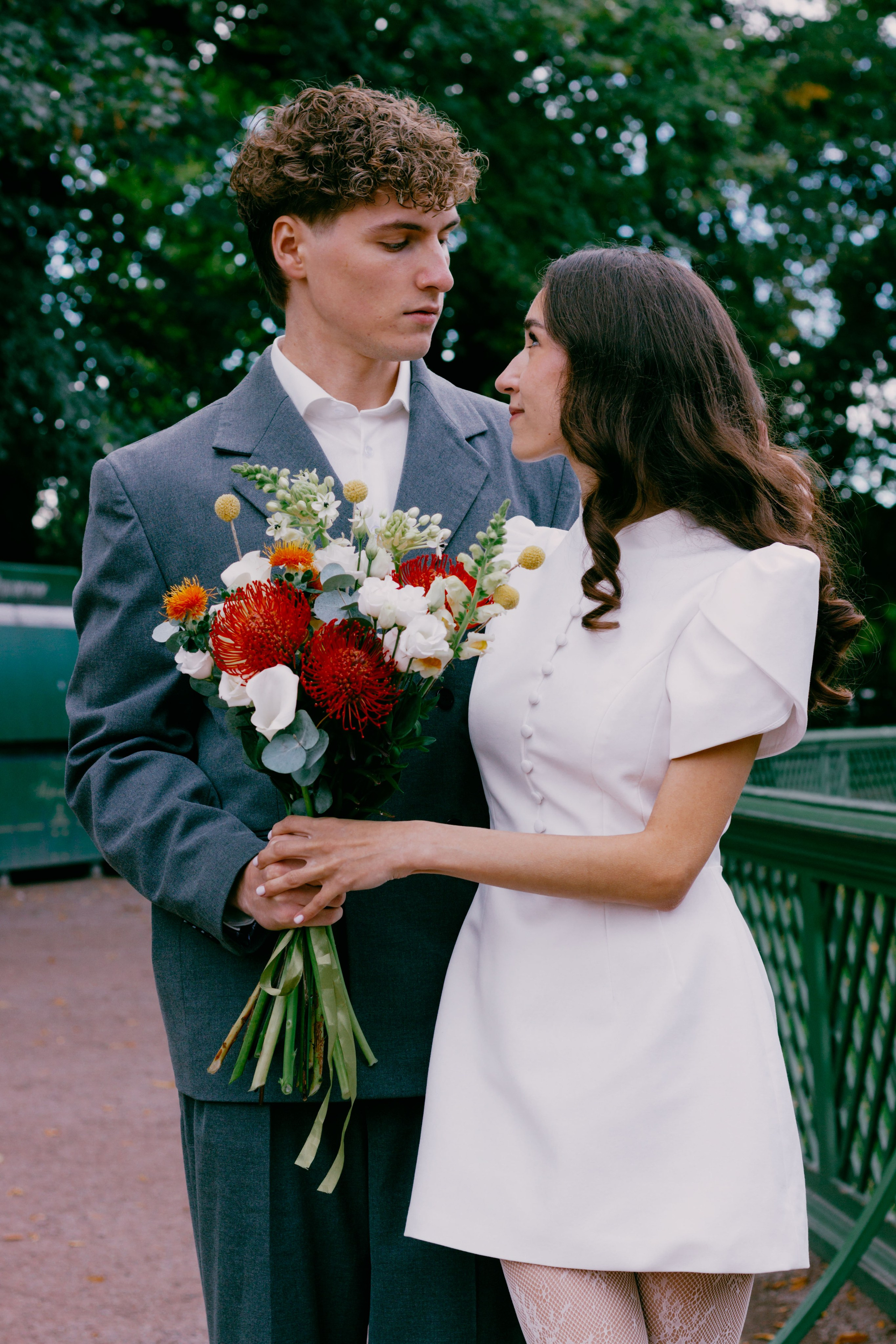 Свадебная прогулка. Юля Мурашова портретный и документальный фотограф