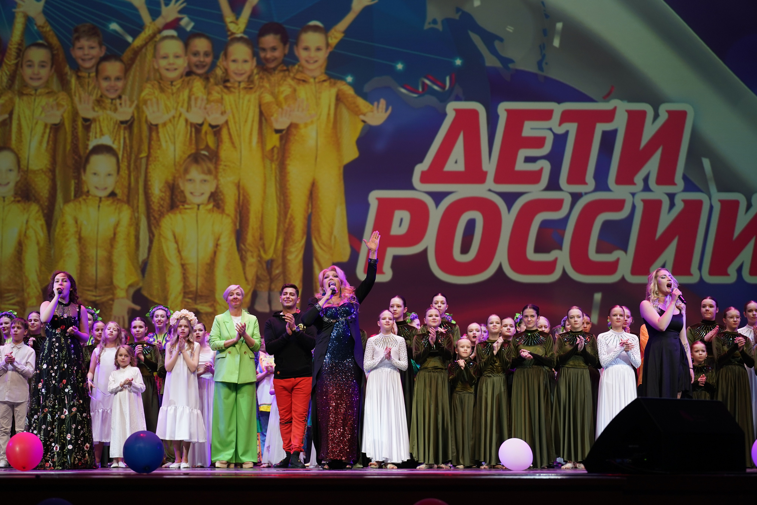 13 мая, г. Москва, Кремль. Золотое яблочко