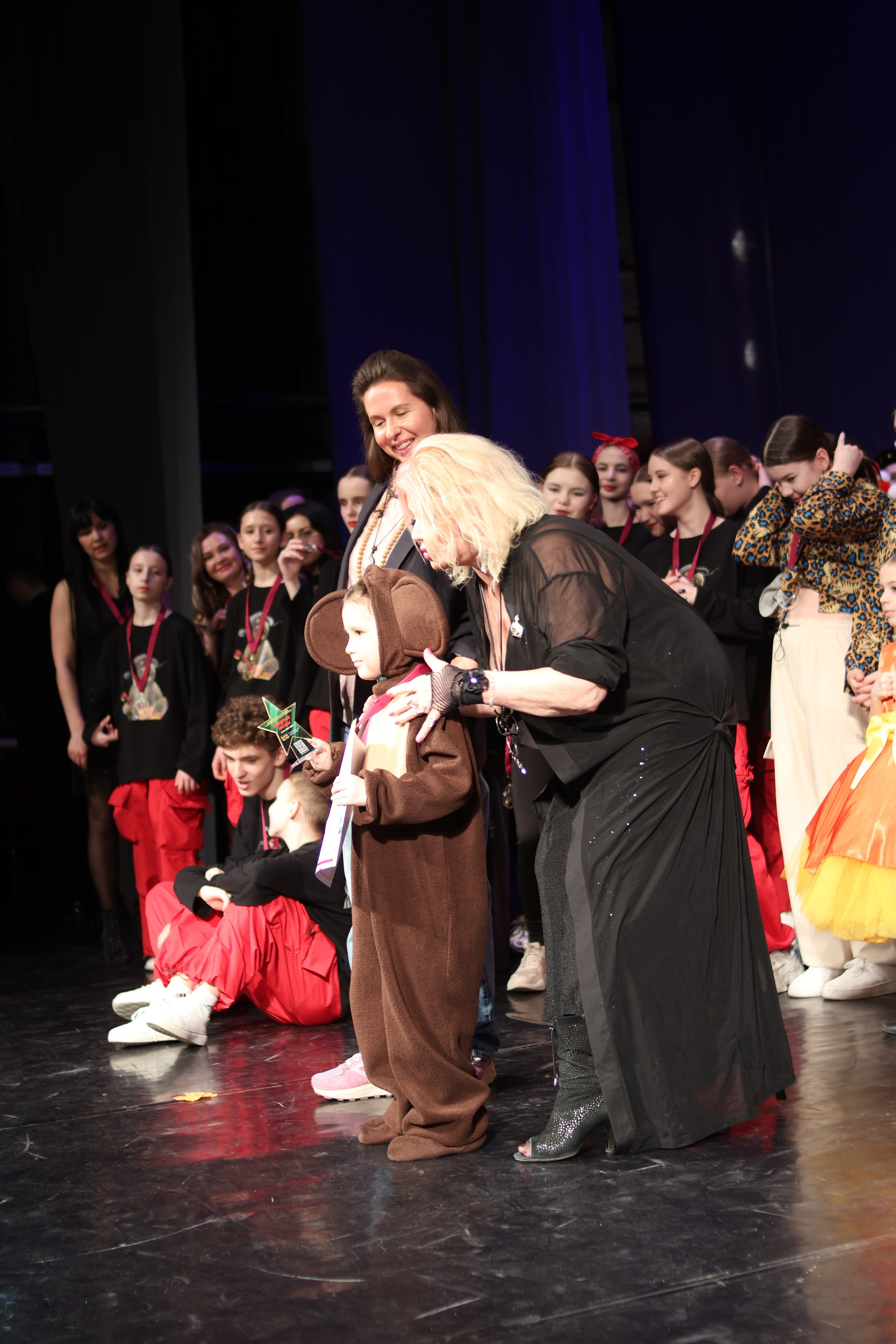 13 апреля, г. Томск. Золотое яблочко